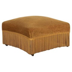 Antiquité française A.I.C. Mustard Velvet Napoleon III Stool or Foot Bench