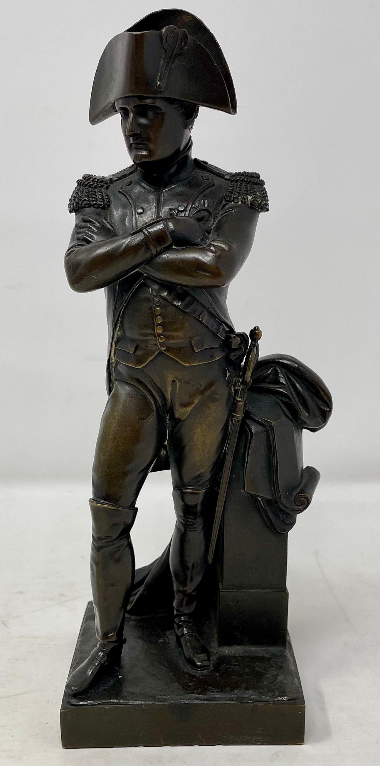 Francese Antique French, statua in bronzo di Napoleone Bonaparte del XIX secolo. in vendita