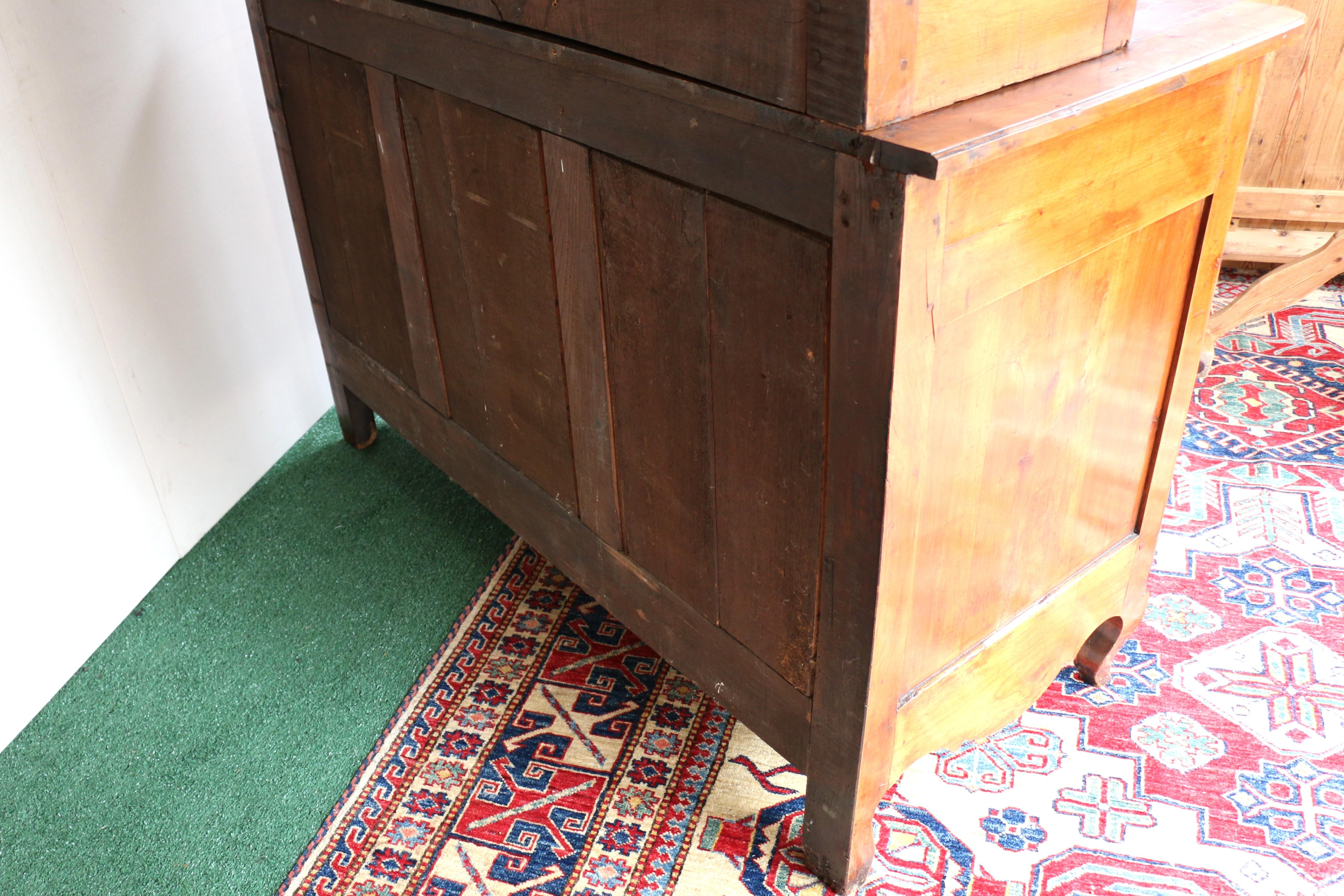 Antique French del XIX secolo, buffet in legno di ciliegio in vendita 13