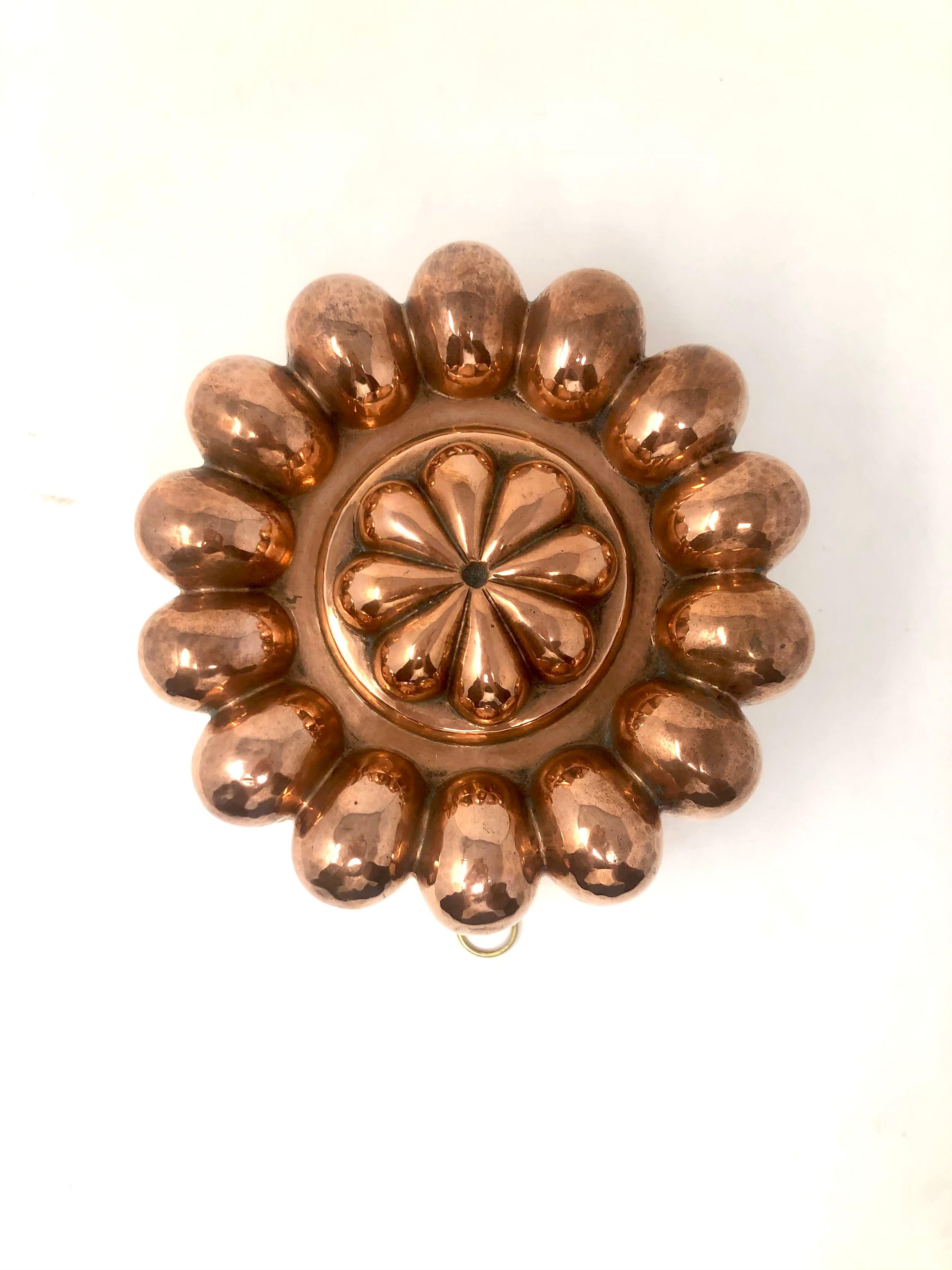 Antique French 19th Century Copper Mold In Good Condition In New Orleans, LA