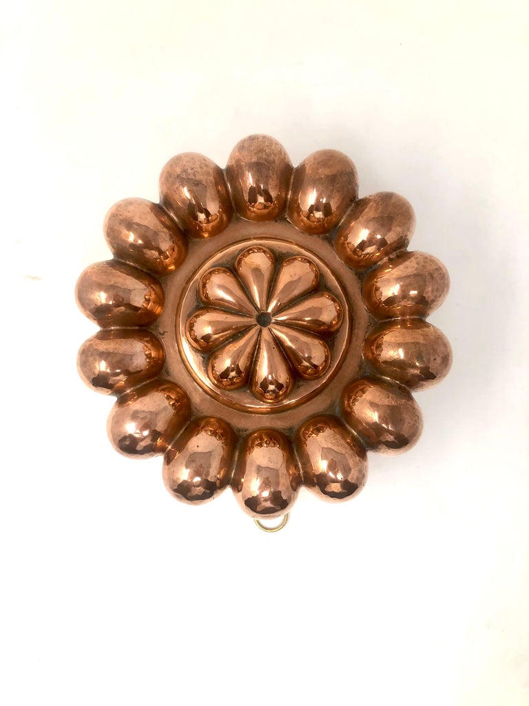 Antique French 19th Century Copper Mold In Good Condition For Sale In New Orleans, LA