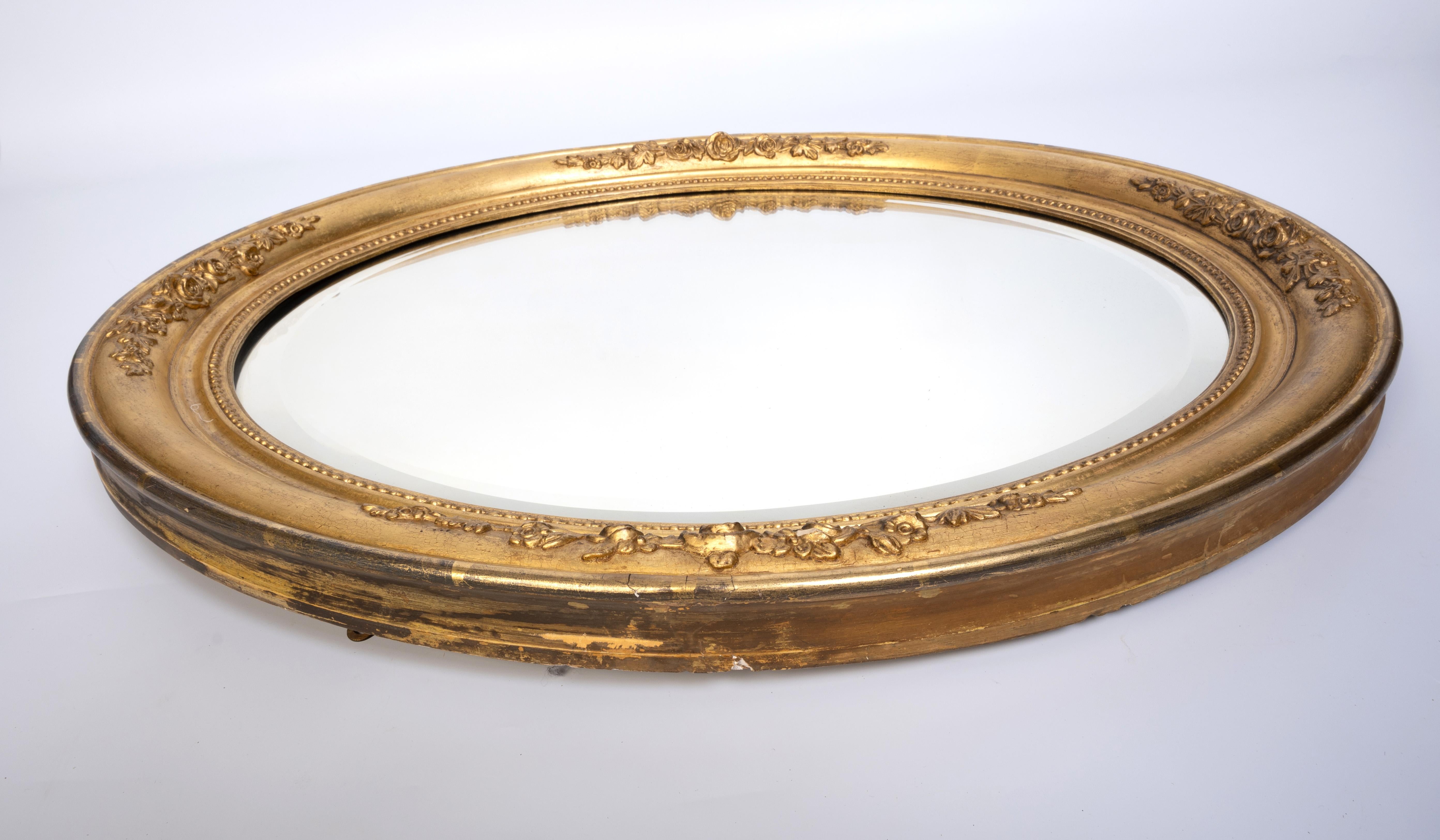 Antique French 19th Century Cushion Framed Oval Gilt Mirror C.1880 For Sale 6
