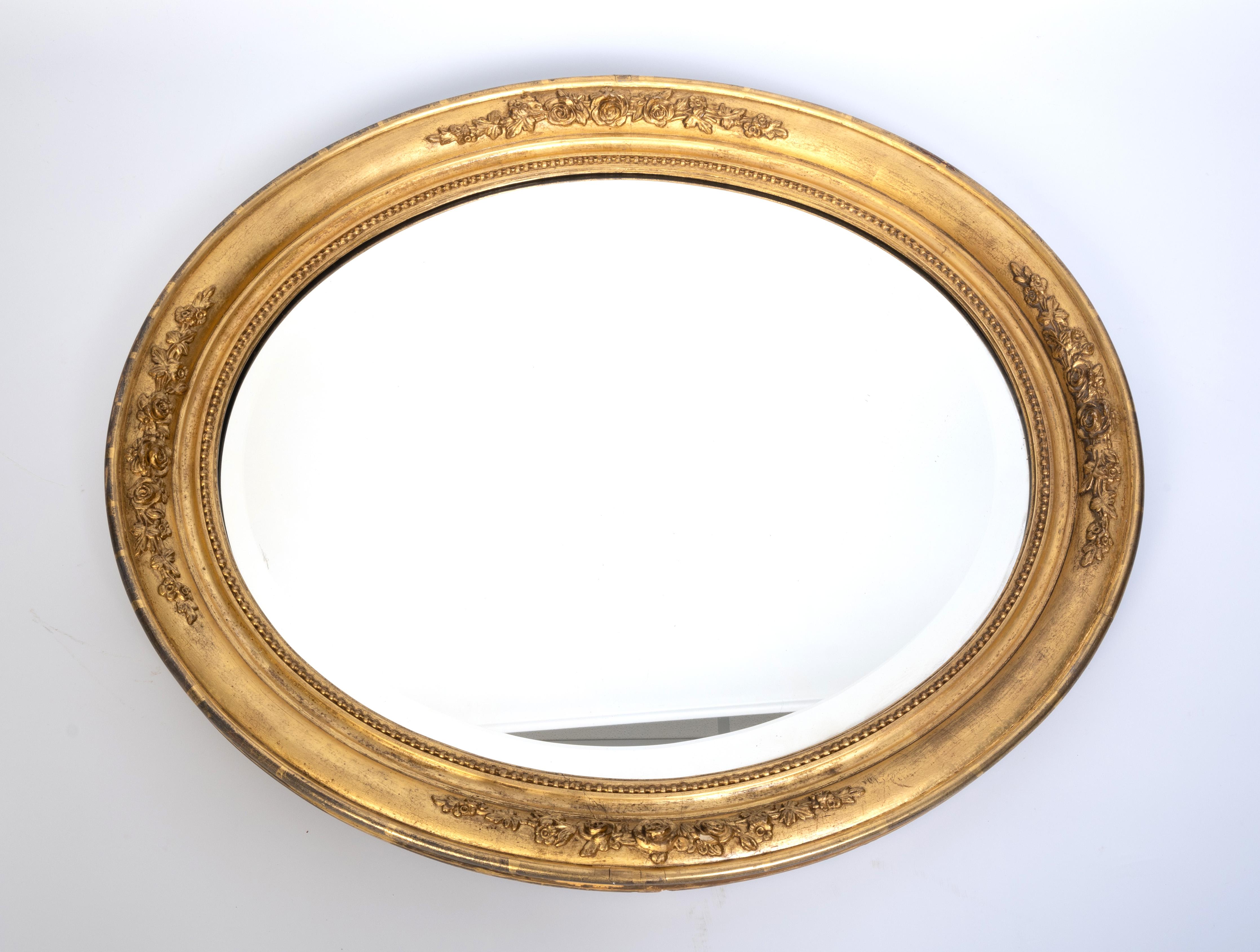 Antique French 19th Century Cushion Framed Oval Gilt Mirror C.1880 For Sale 3