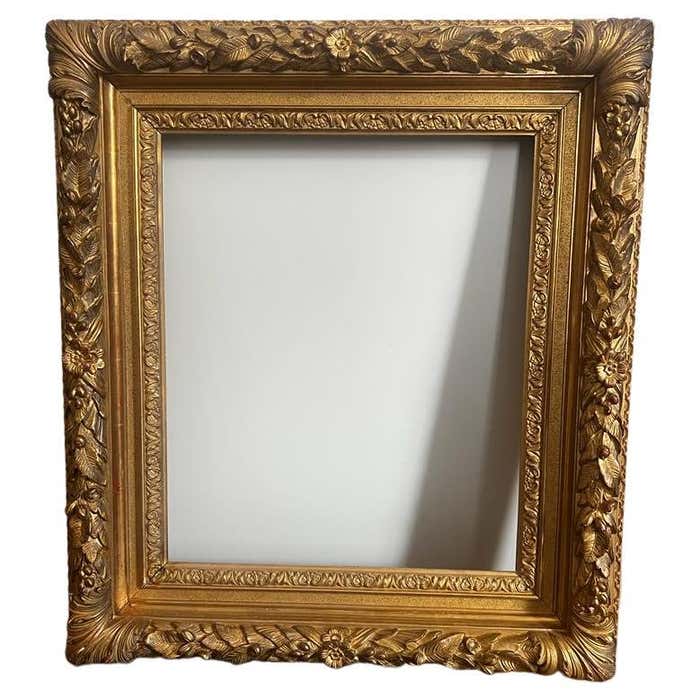 Antique French 19th Century Gold Gilded Picture Frame For Sale at 1stDibs