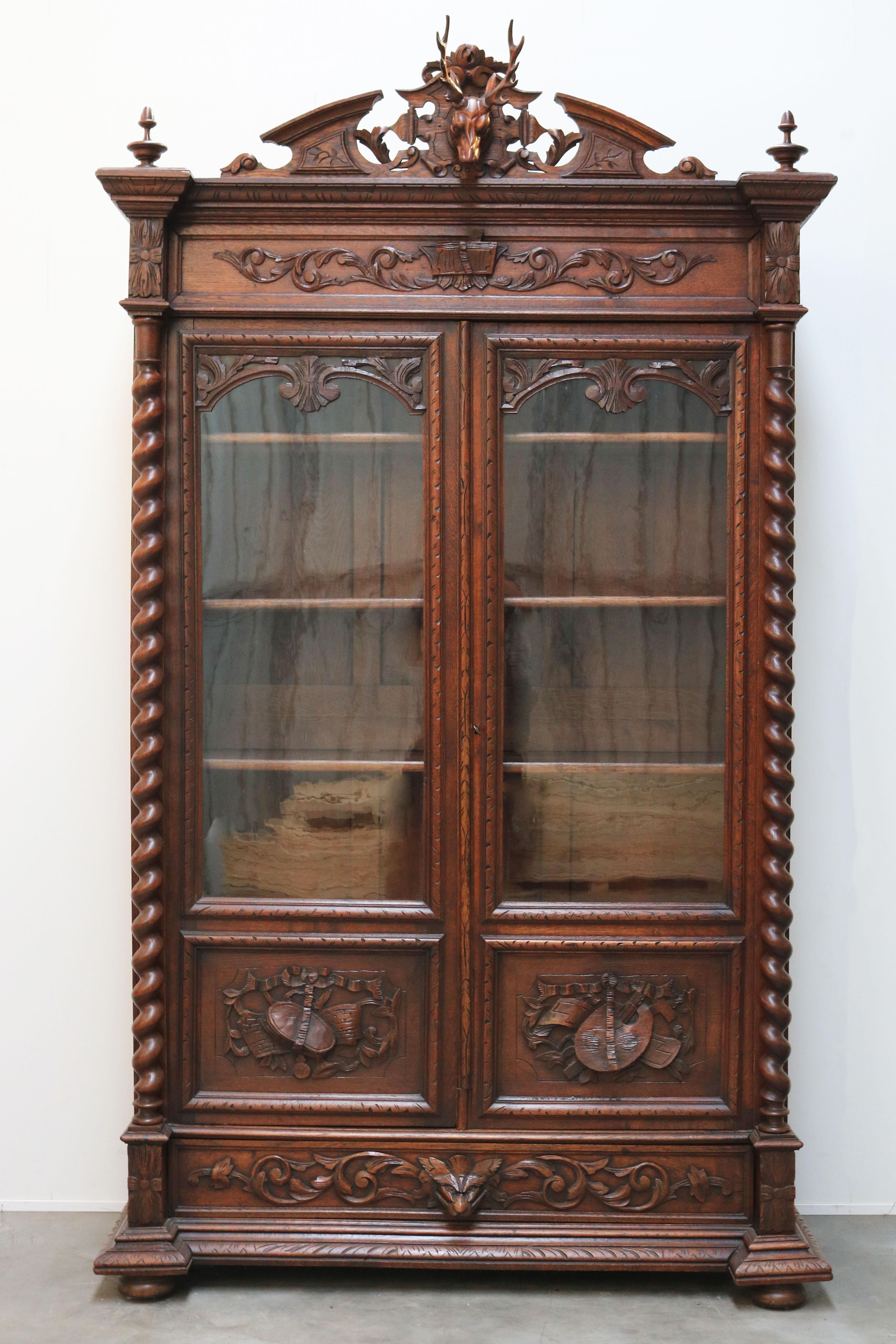 Antique French 19th Century Hunt Style Bookcase Display Cabinet Oak Barley Twist 5