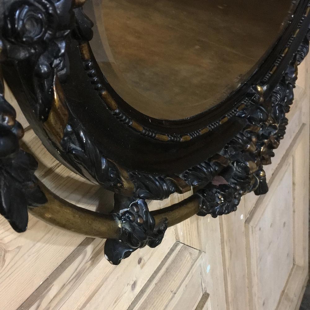 Miroir ovale français ancien de style Louis XVI du 19ème siècle en vente 2