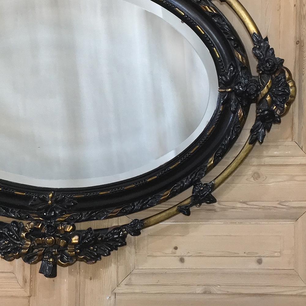 Miroir ovale français ancien de style Louis XVI du 19ème siècle Bon état - En vente à Dallas, TX