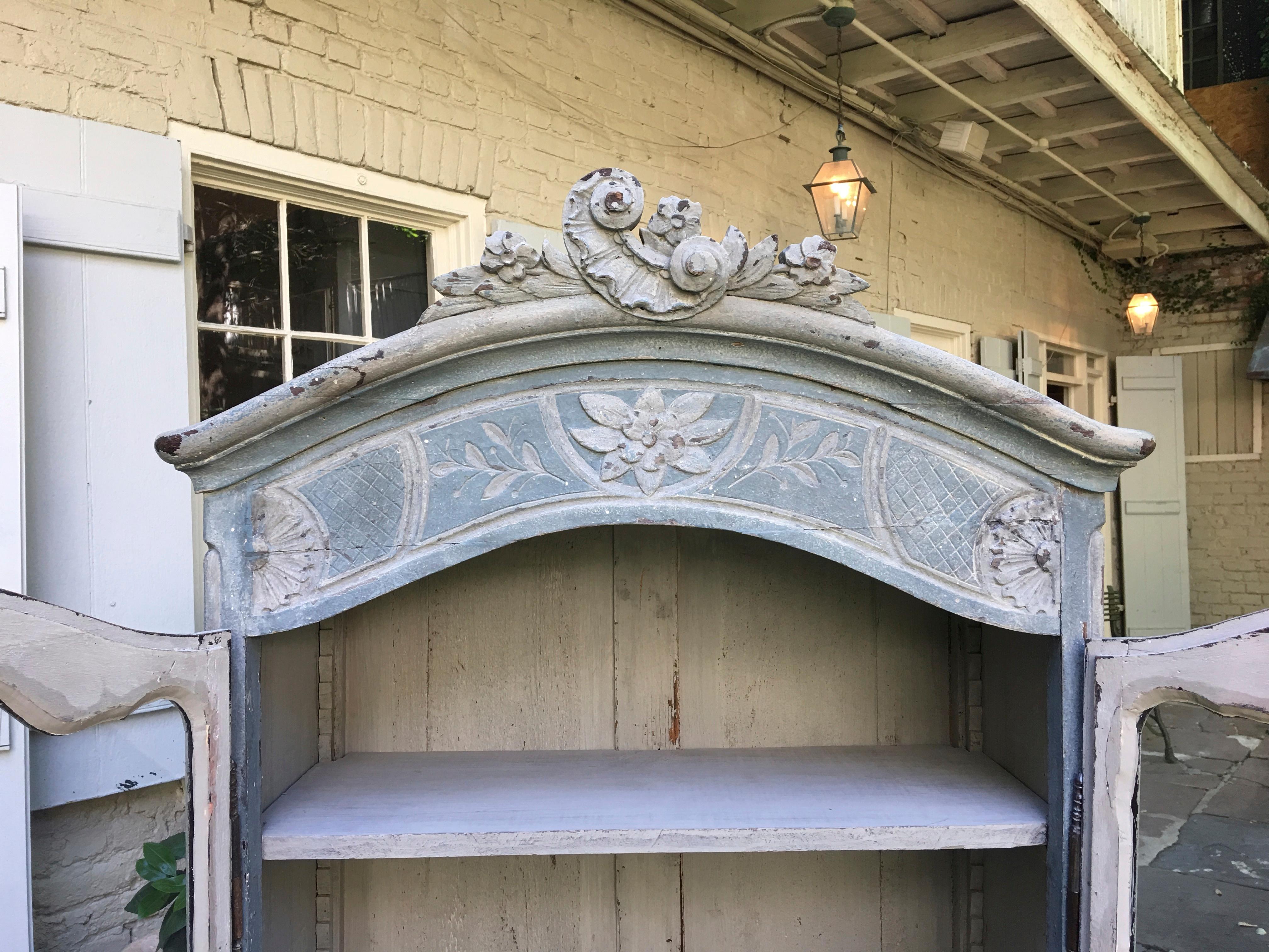 Antique French 19th Century Petite Louis XV Biblioteque In Good Condition For Sale In New Orleans, LA