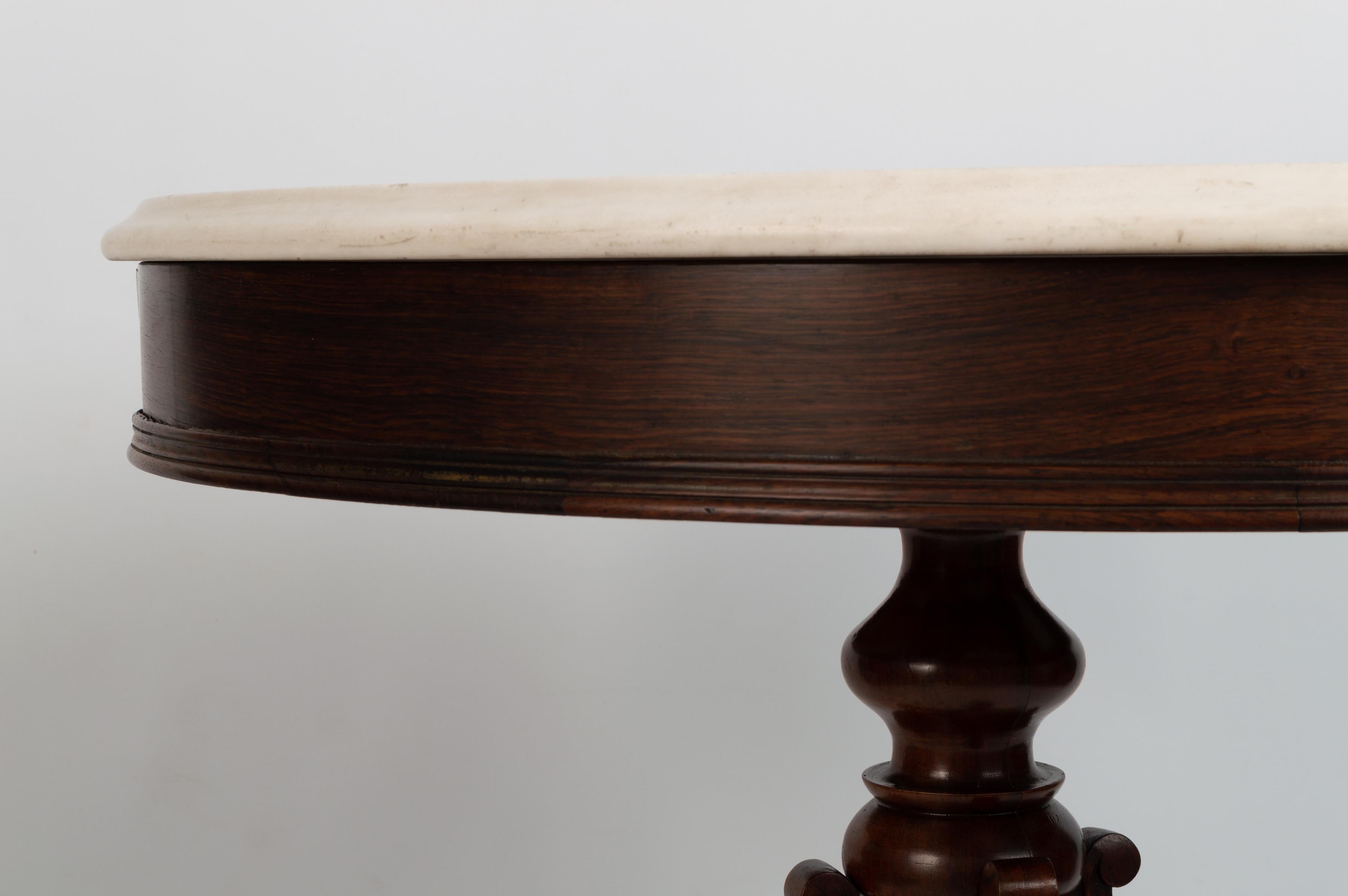 Antique French 19th Century Rosewood and Marble Oval Occasional Table C1850 In Good Condition For Sale In London, GB