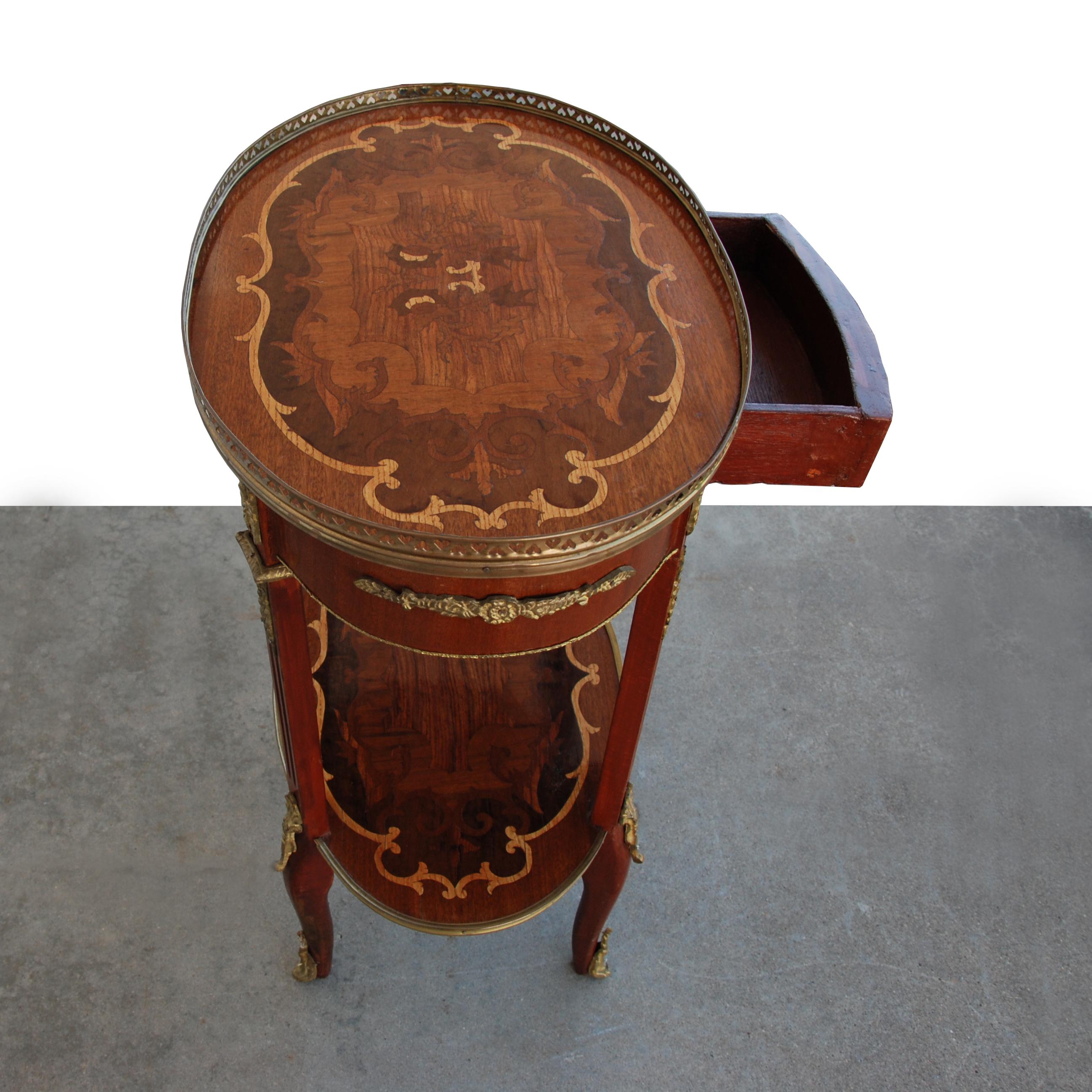 Louis XVI Antique French 19th Century Side Table   For Sale