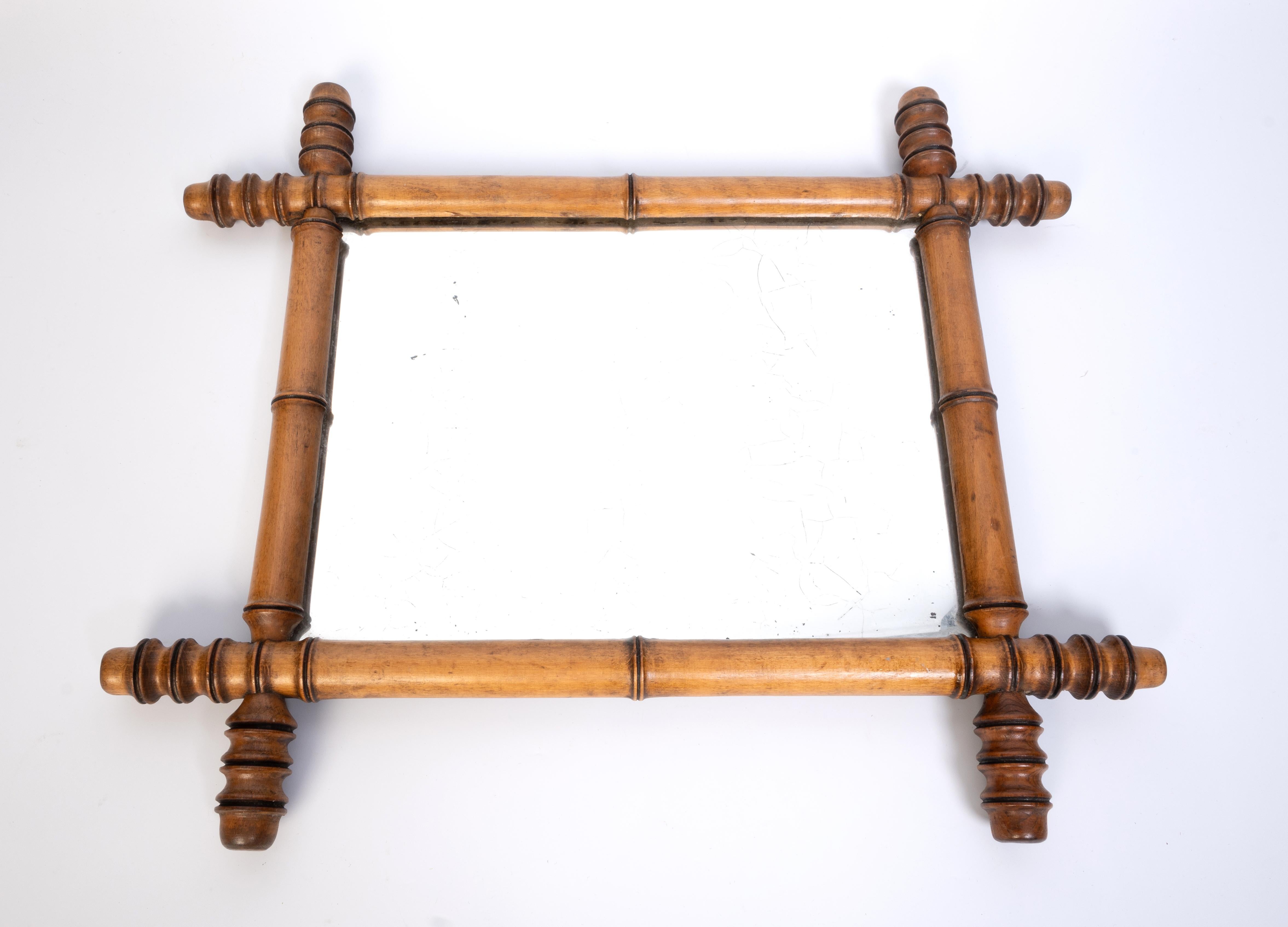 XIXe siècle Miroir mural ancien en simili-bambou du 19ème siècle en vente