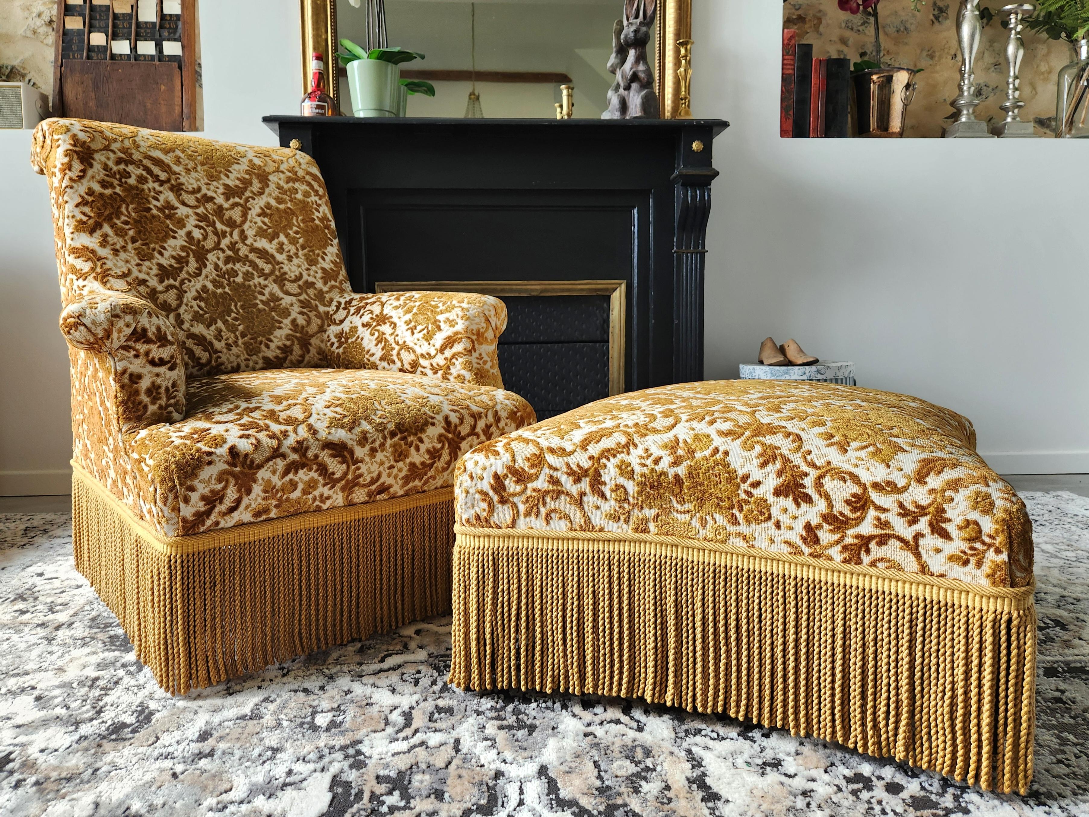 Fauteuil et Ottoman ancien français 19ème Napoléon III en vente 3