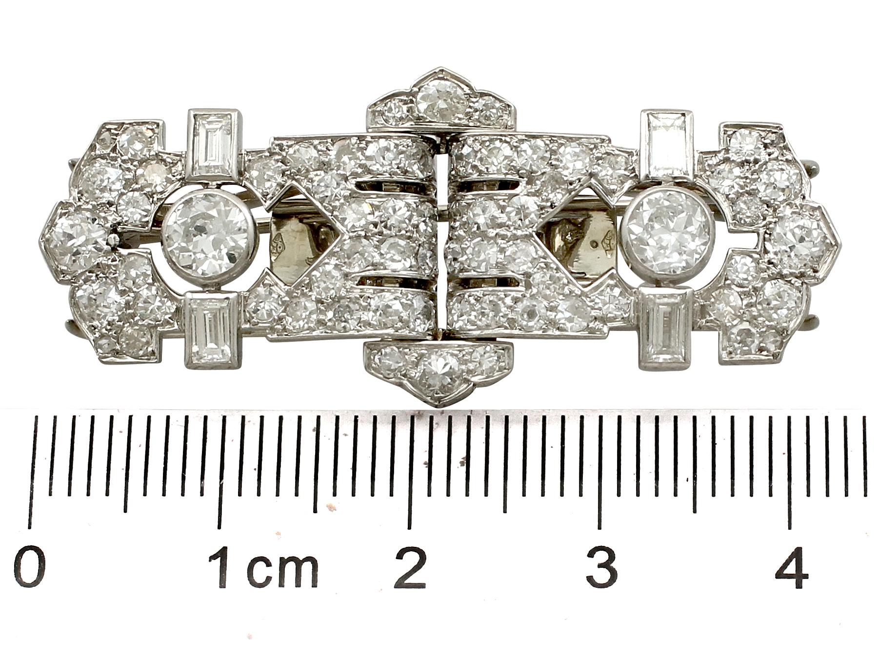 Antique French 2.58 Carat Diamond, Platinum and White Gold Double Clip Brooch 3