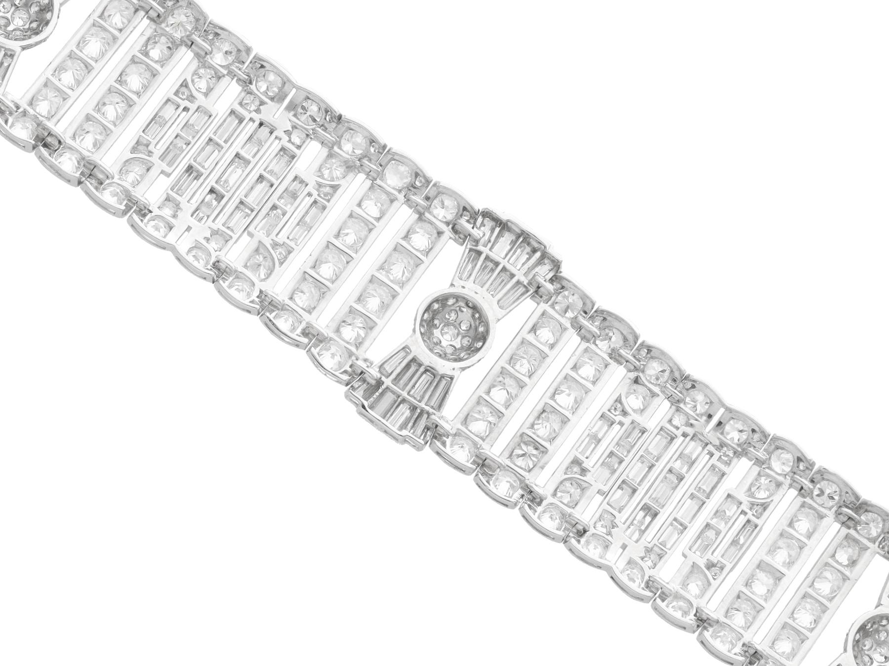 French Art Deco 29.42 Carat Diamond and 18k White Gold Bracelet For Sale 7