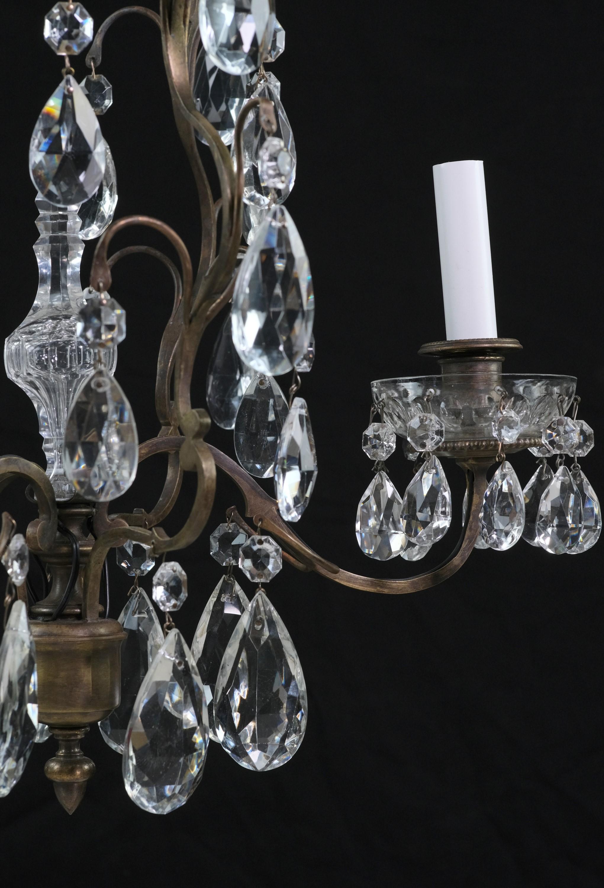 crystal chandelier bobeches with hanging teardrop