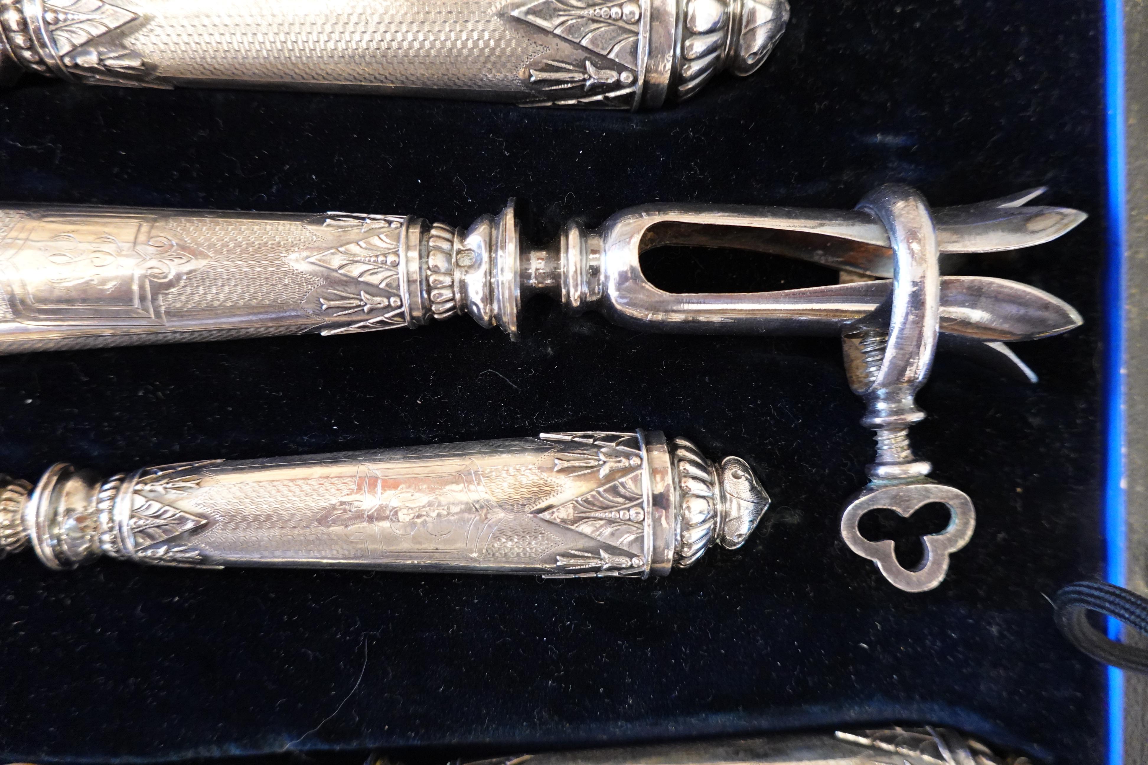 Antique French .950 Silver 5-Piece Carving Service with Gigot in Box For Sale 3