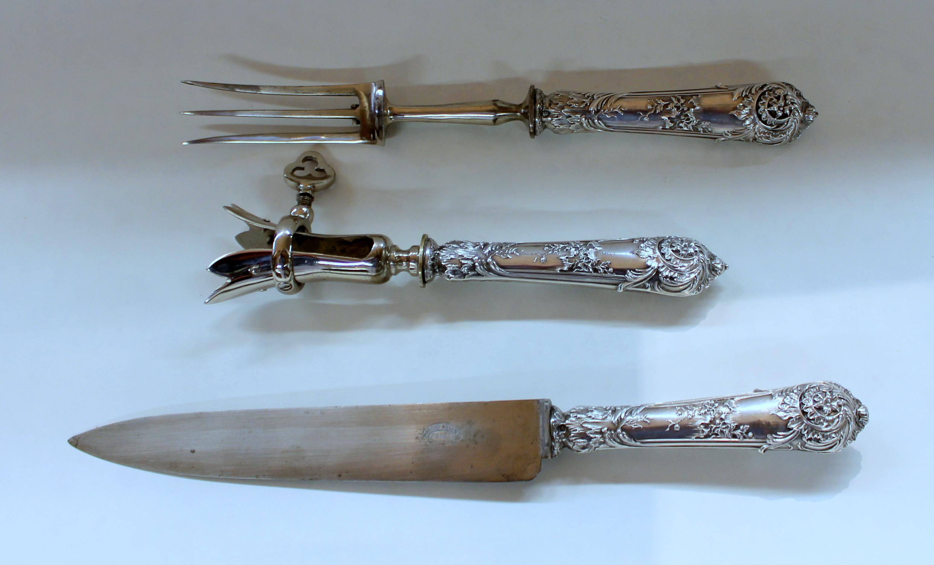 Hand-Carved Antique French .950 Silver Rococo Style 3 Pc Carving Set with Rare Gigot For Sale