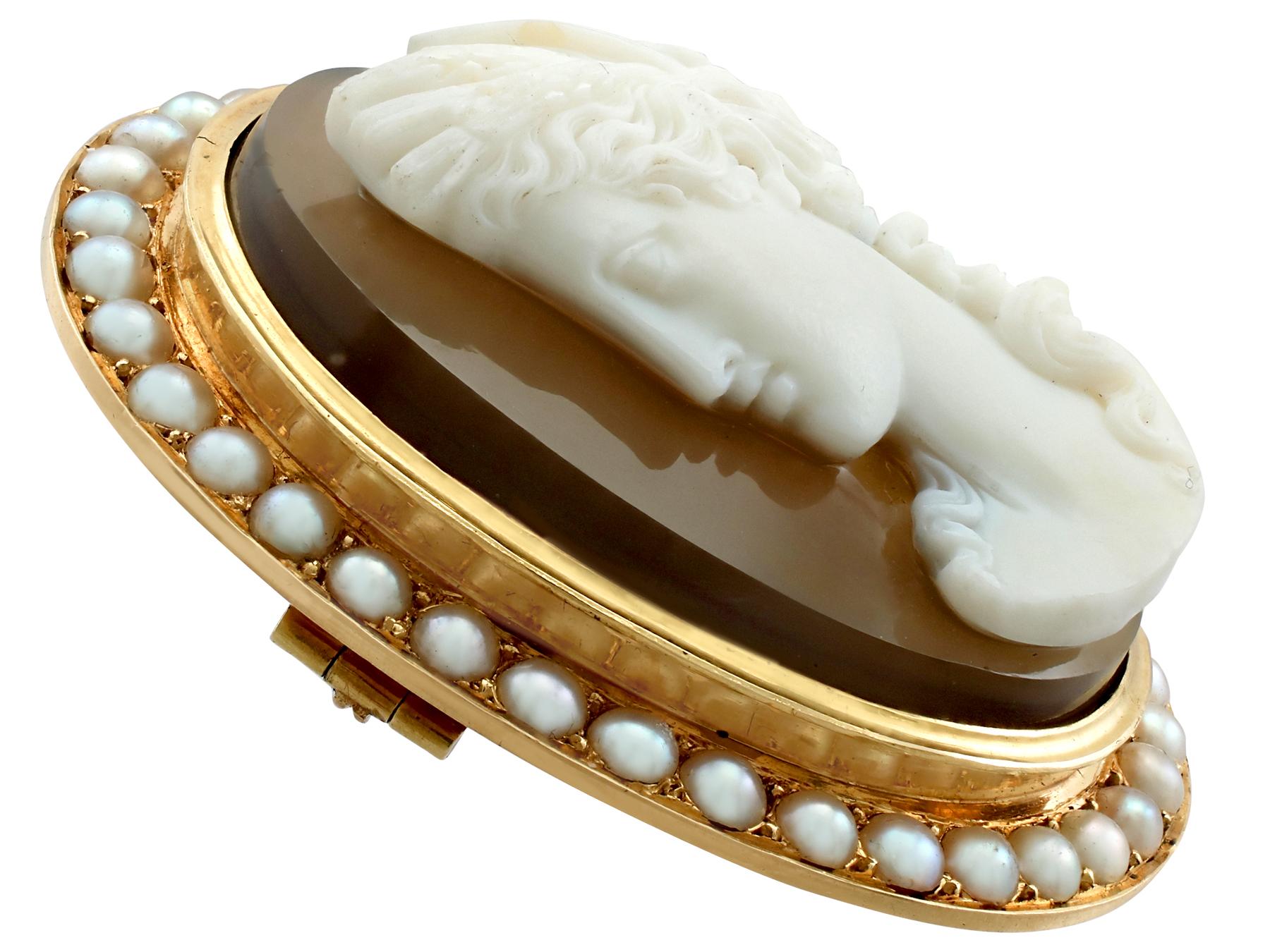 cameo with pearls