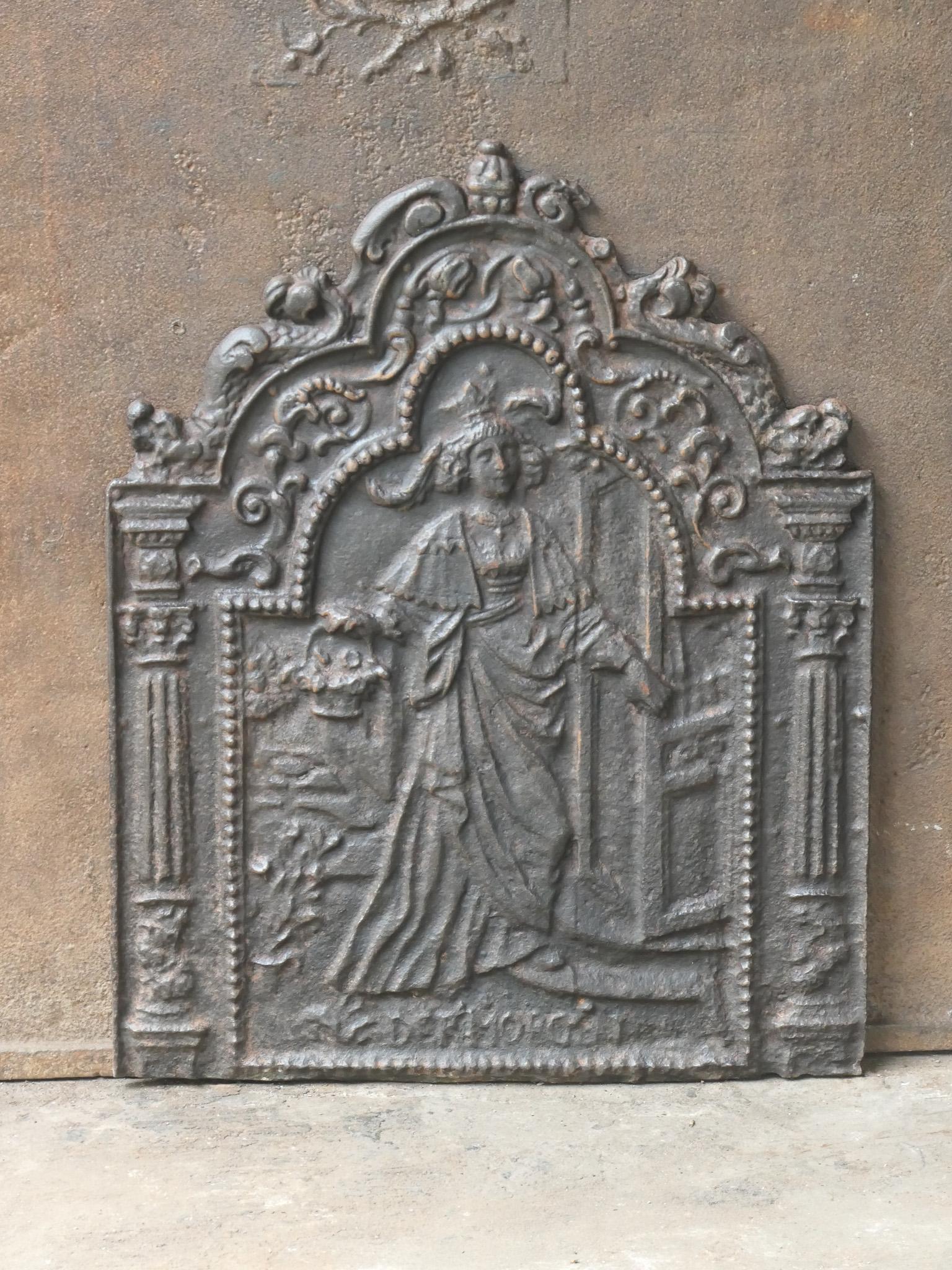 18th - 19th century French neoclassical period fireback with an allegory of the morning.

The fireback is made of cast iron and has a natural brown patina. Upon request it can be made black / pewter at no extra cost. It is in a good condition and