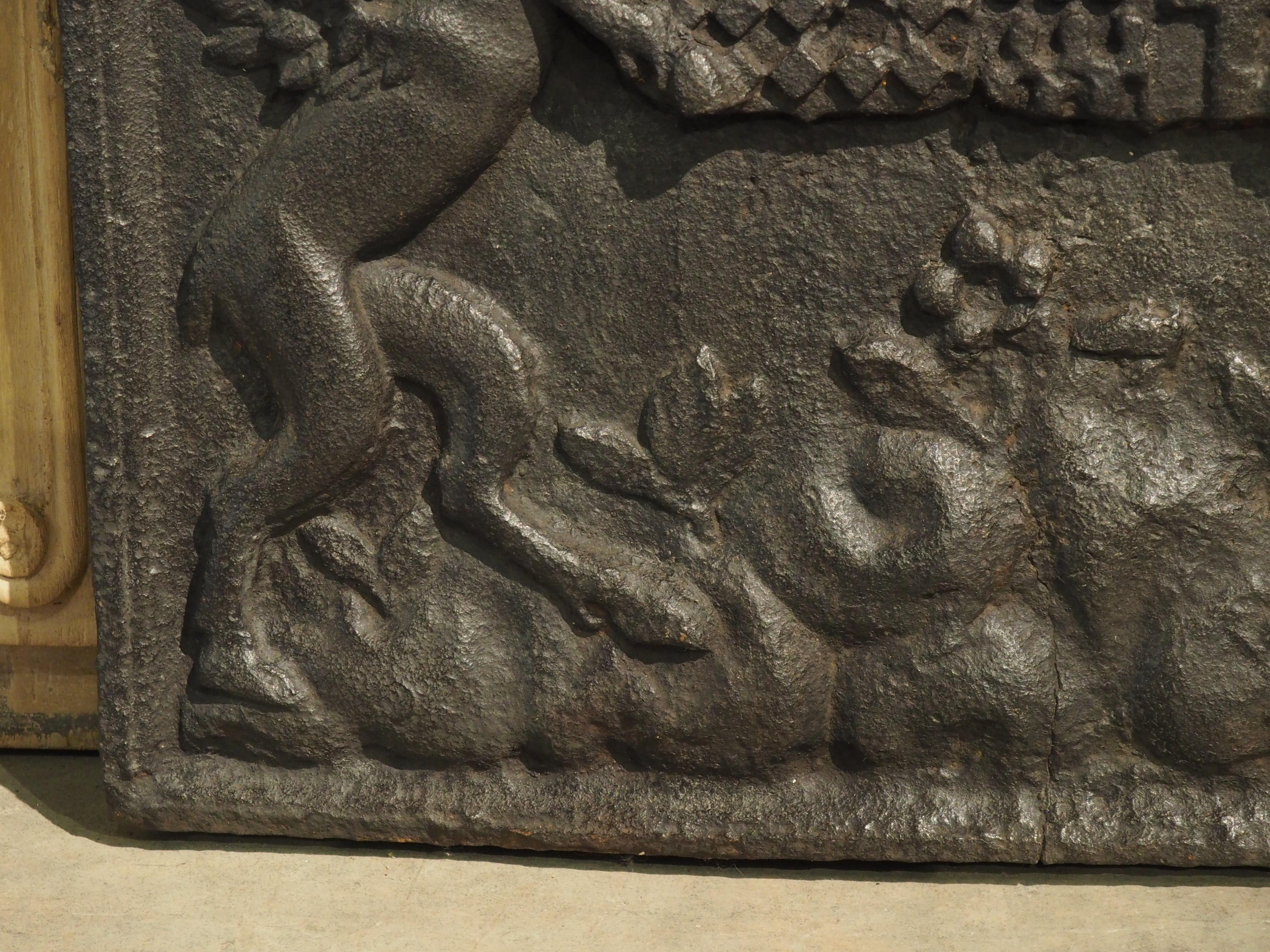 Antique French Alliance Coat of Arms Fireback with Rampant Stags, Circa 1690 For Sale 2