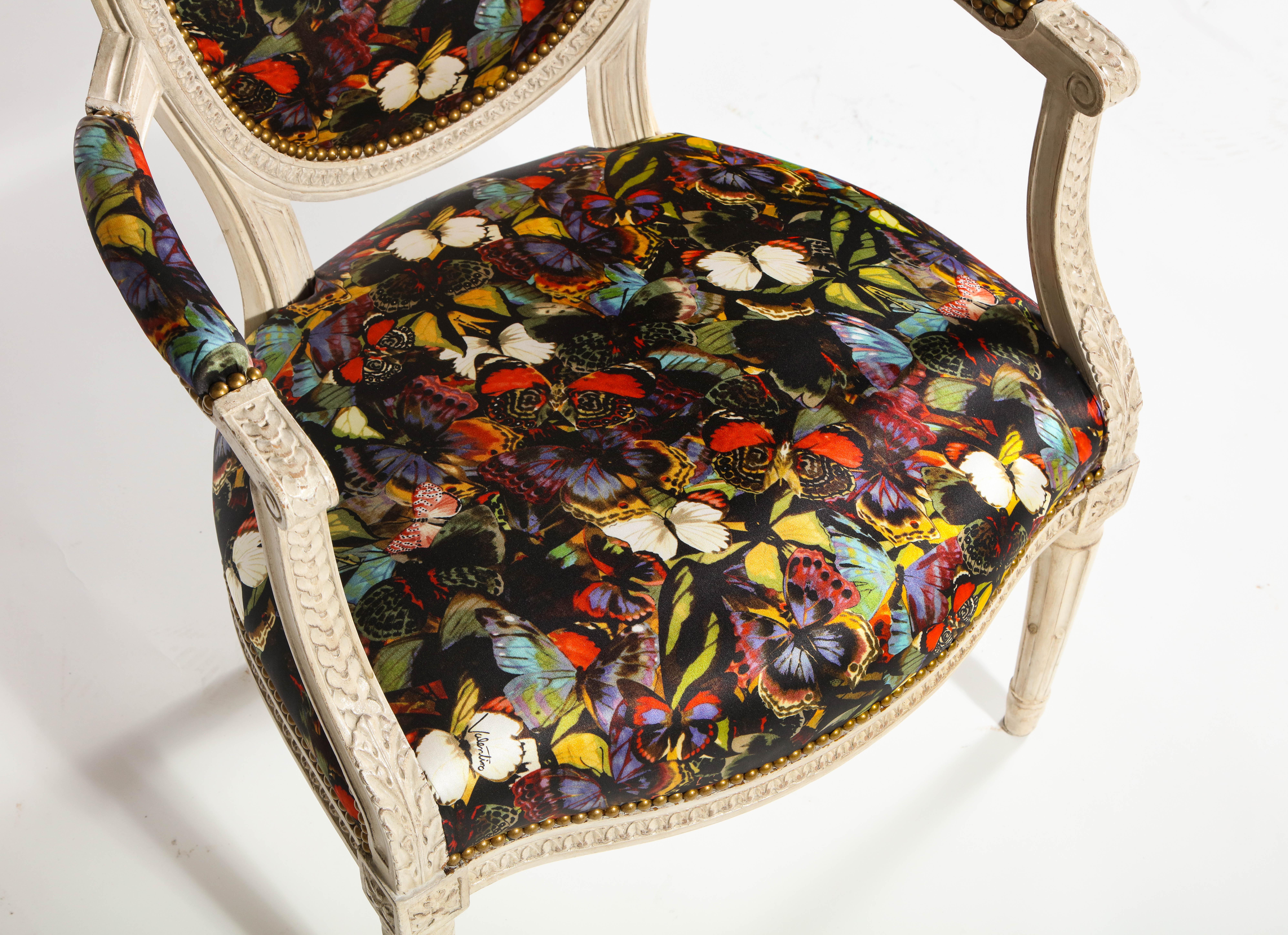 Antique French Armchairs in Valentino Butterfly Silk, Pair For Sale 10