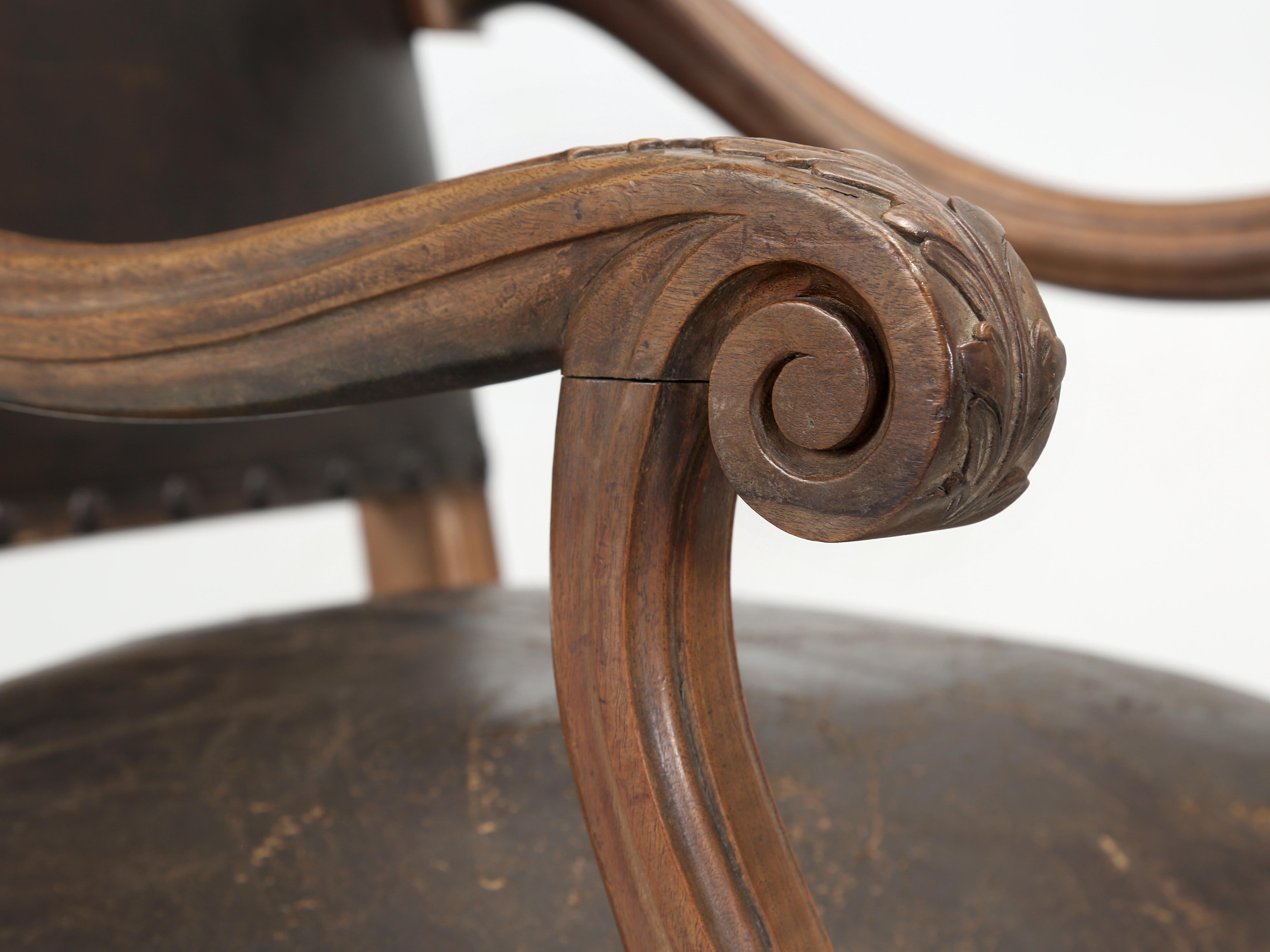 Antique French Armchairs in Figured Walnut, His and Her Pair in Original Leather For Sale 4