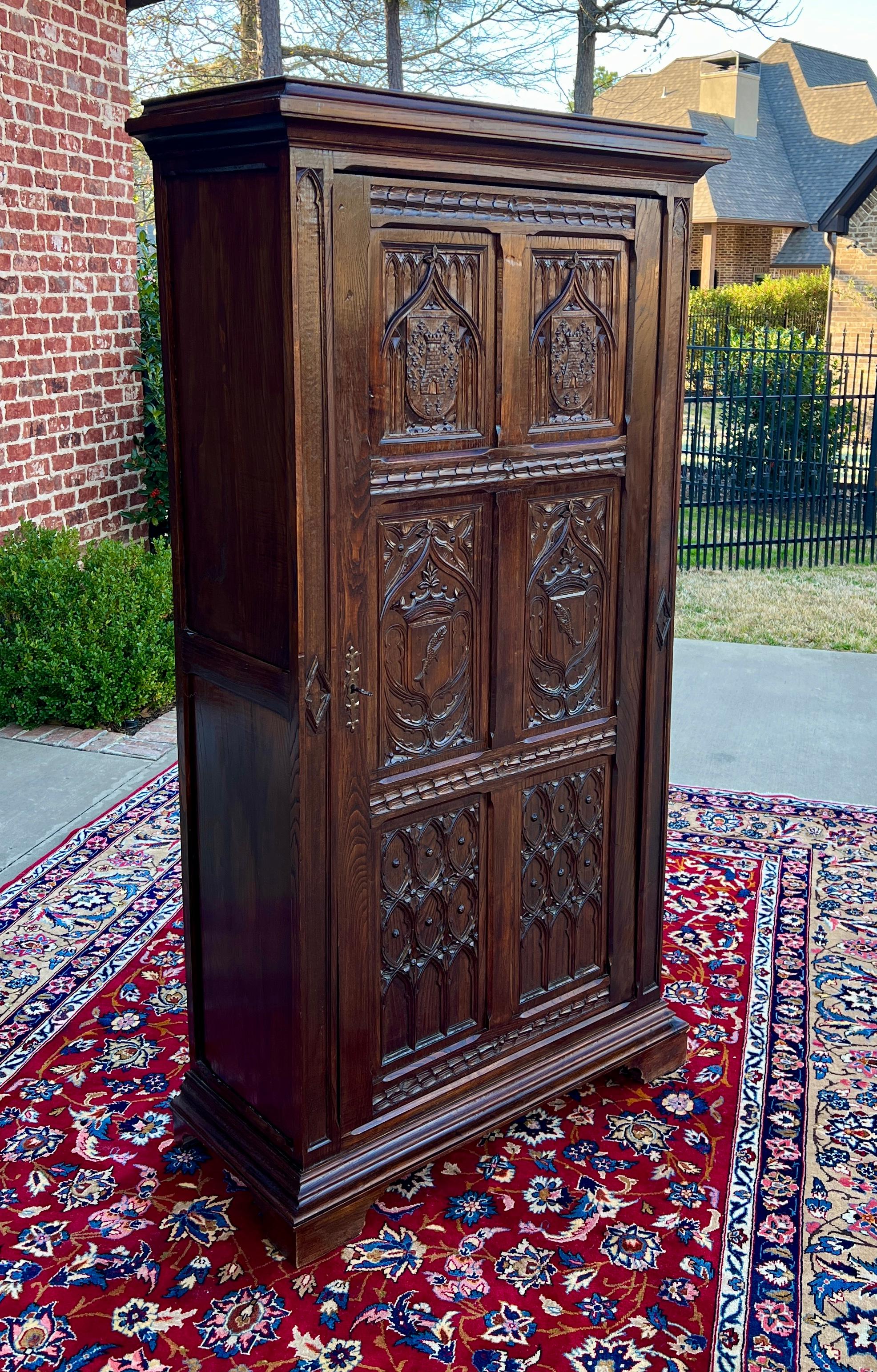 Antique French Armoire Linen Cabinet Wardrobe Chest Gothic Revival Oak c. 1890s In Good Condition In Tyler, TX