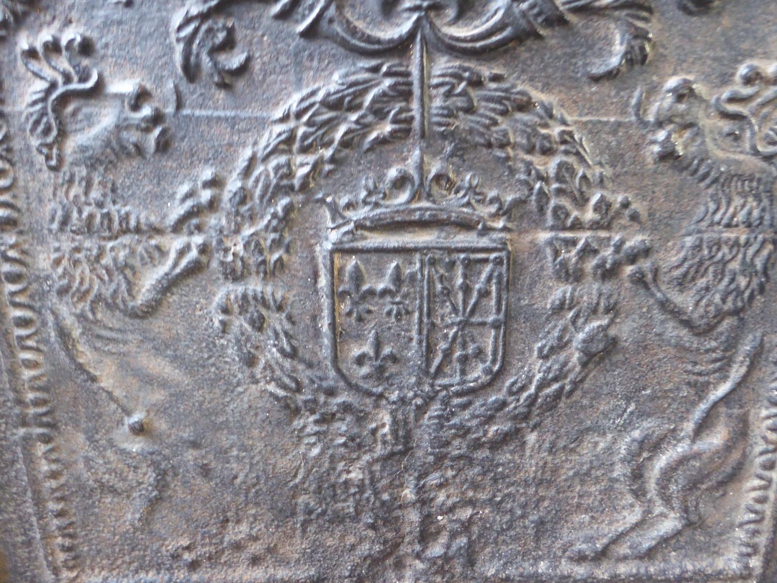 Antique French 'Arms of France and Navarre' Fireback / Backsplash, 17th Century In Good Condition For Sale In Amerongen, NL