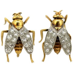 Antique French Art Deco 18 Karat Gold Bee Collar Clips with Diamonds circa 1920s