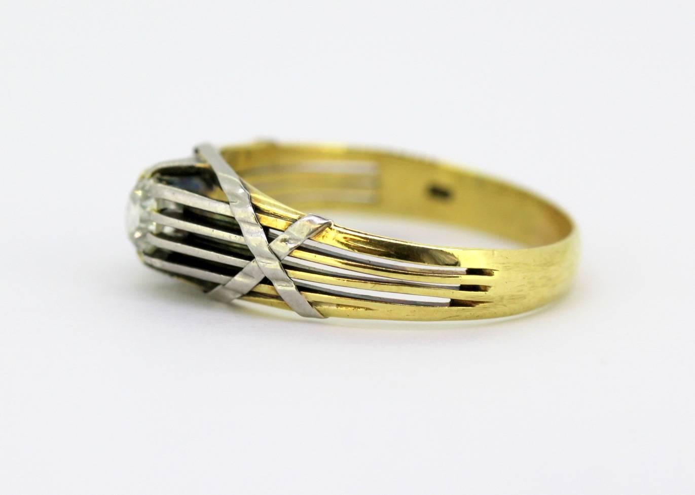 Antique French Art Deco 18 Karat Gold Men’s Ring with Diamond '0.33 Carat' In Excellent Condition In Braintree, GB