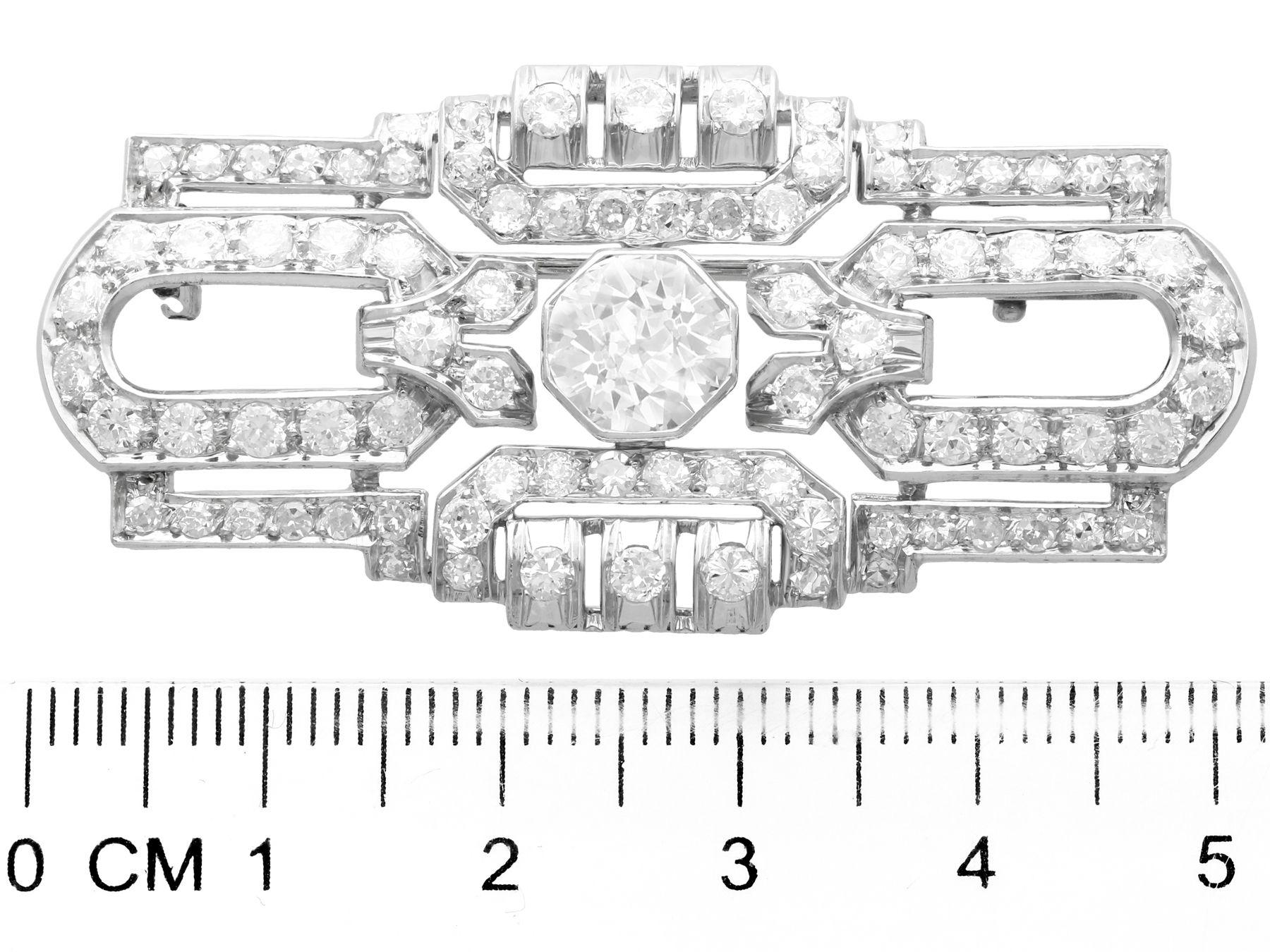 Antique French Art Deco 5.44 Carat Diamond and Platinum Brooch For Sale 2