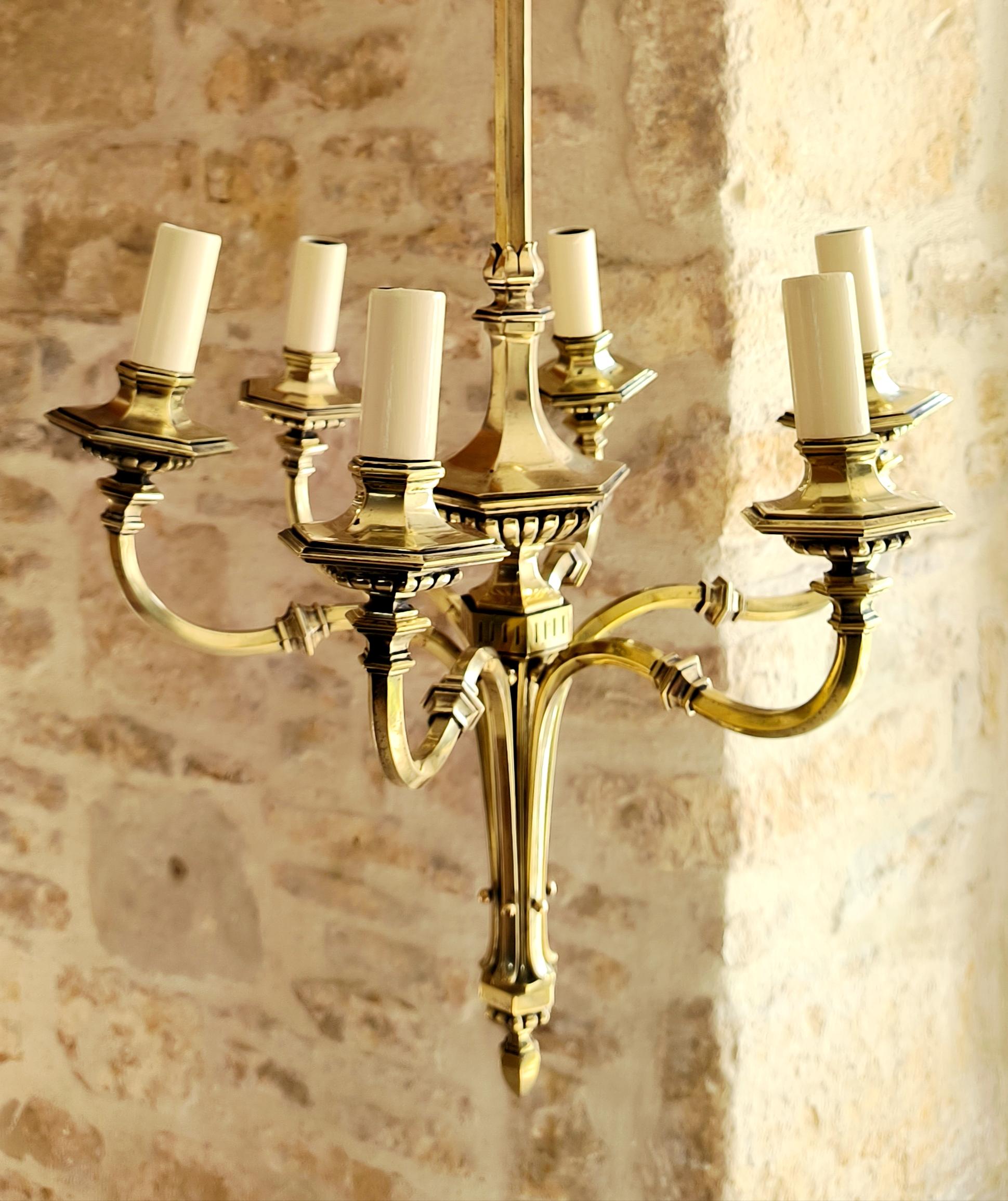 Lampadario antico, francese, Art Deco, a 6 posizioni, in bronzo. Circa all'inizio del 1900 in vendita 3