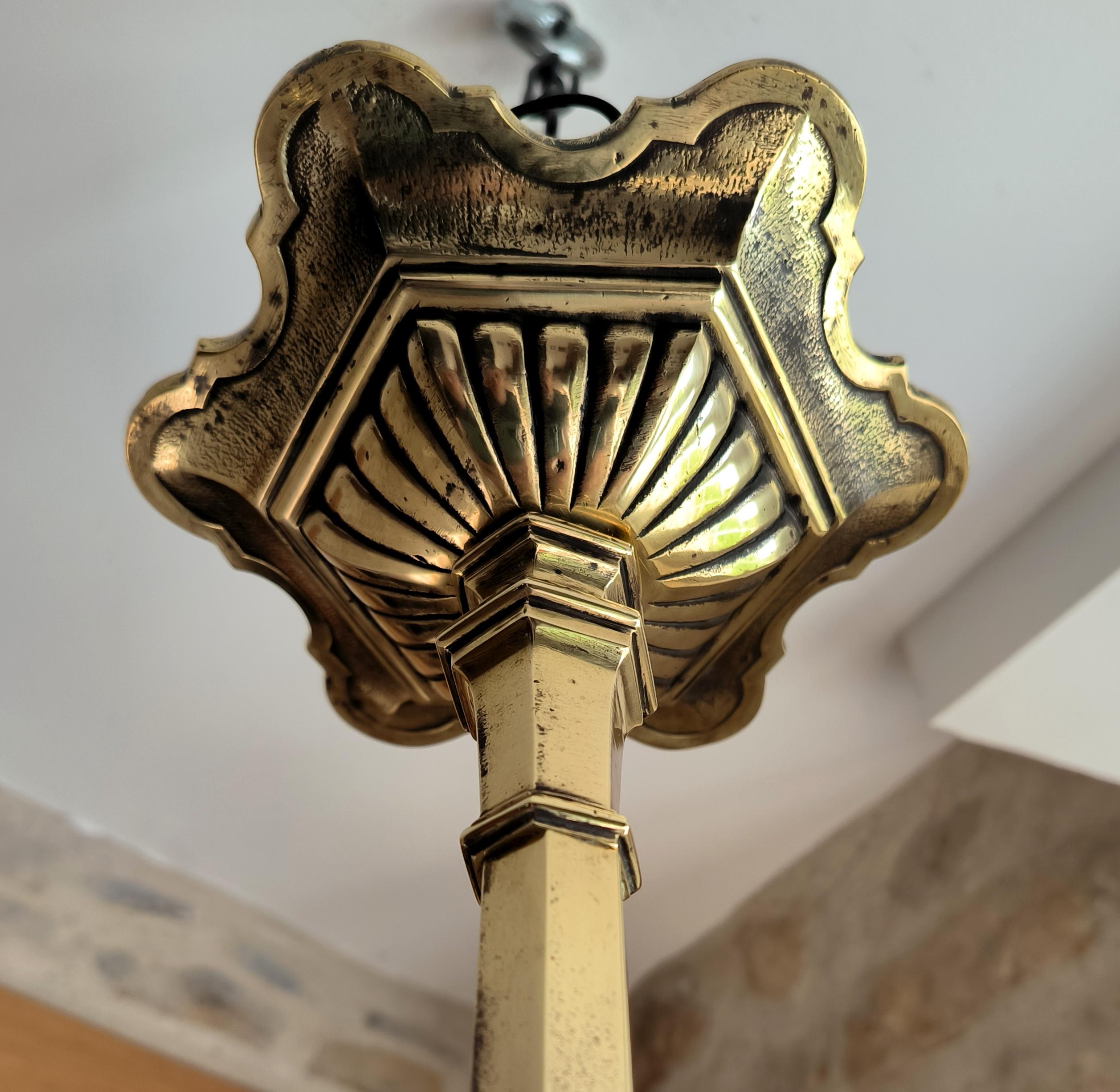 Lampadario antico, francese, Art Deco, a 6 posizioni, in bronzo. Circa all'inizio del 1900 in vendita 5