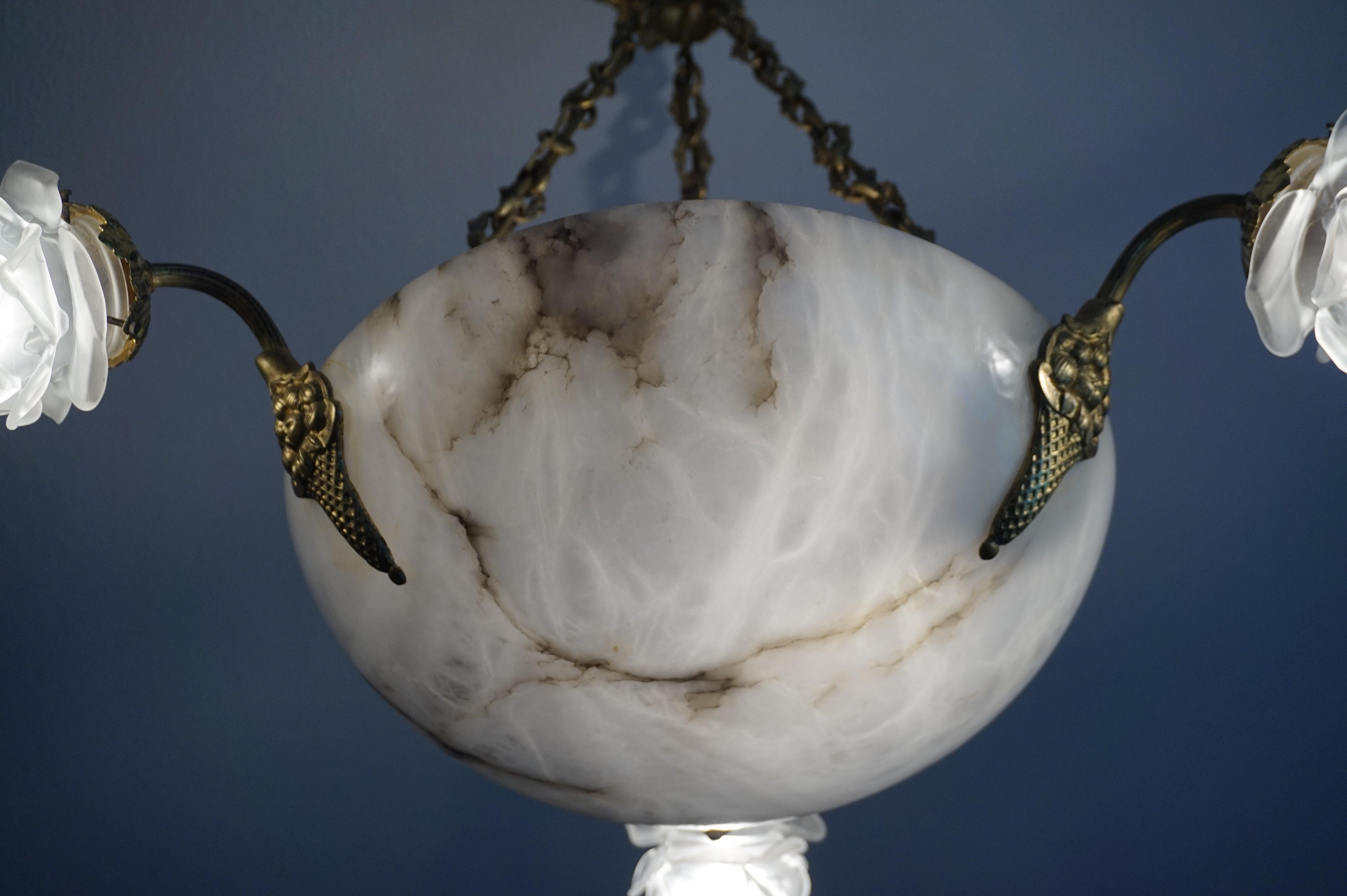 Antique French Art Deco Alabaster Gilt Bronze and Glass Roses Pendant Chandelier In Good Condition In Lisse, NL