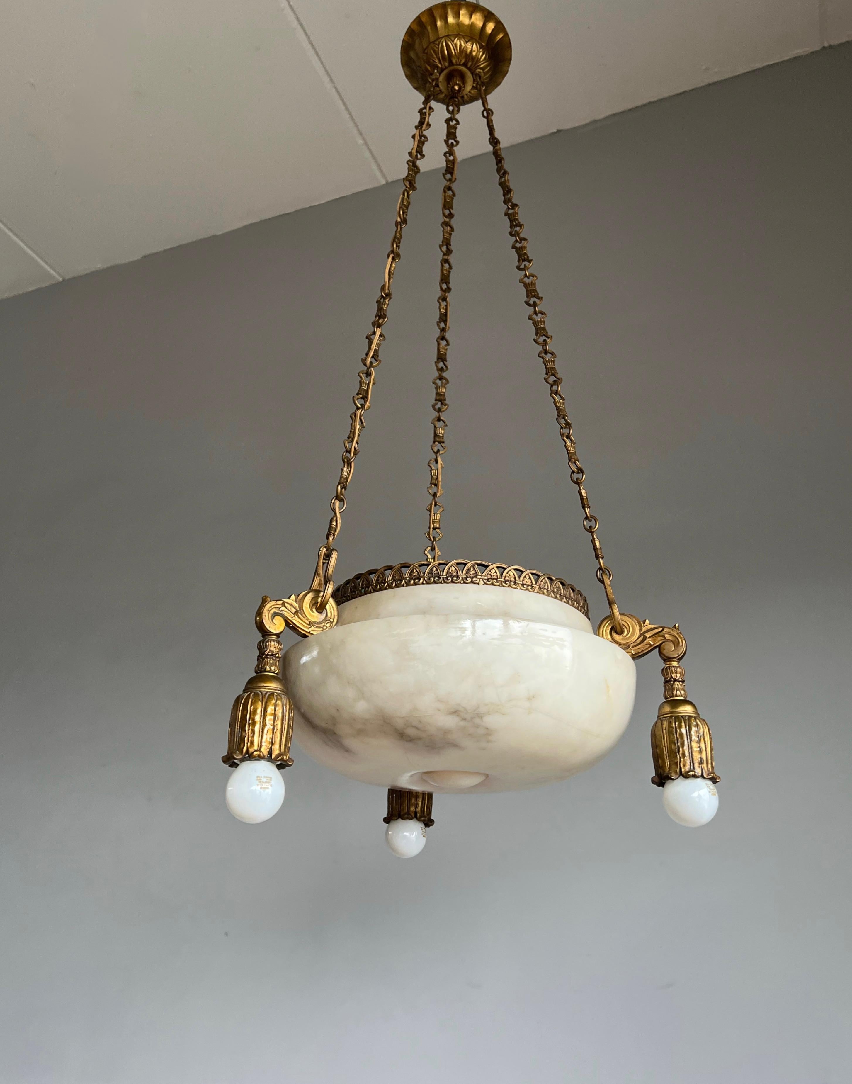 Antique French Art Deco Alabaster Pendant Light with Fine Gilt Bronze Hardware For Sale 15