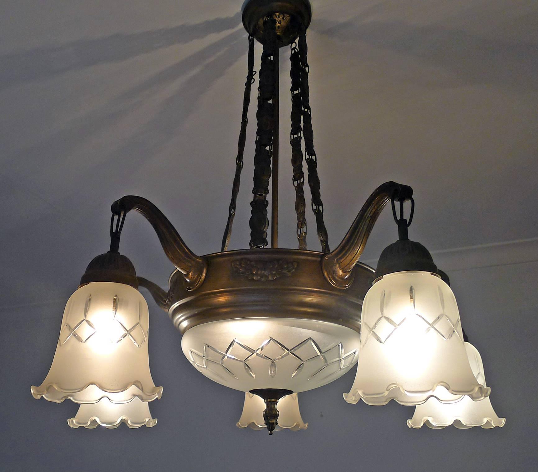 20th Century Antique French Art Deco and Art Nouveau Etched and Wheel Cut-Glass Chandelier