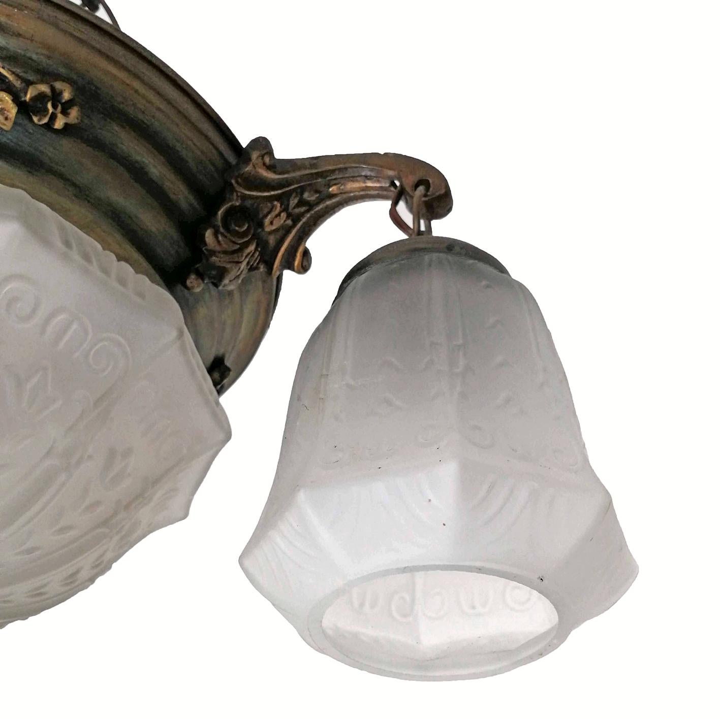 Metal Antique French Art Deco and Art Nouveau Fogged Glass 5-Light Chandelier