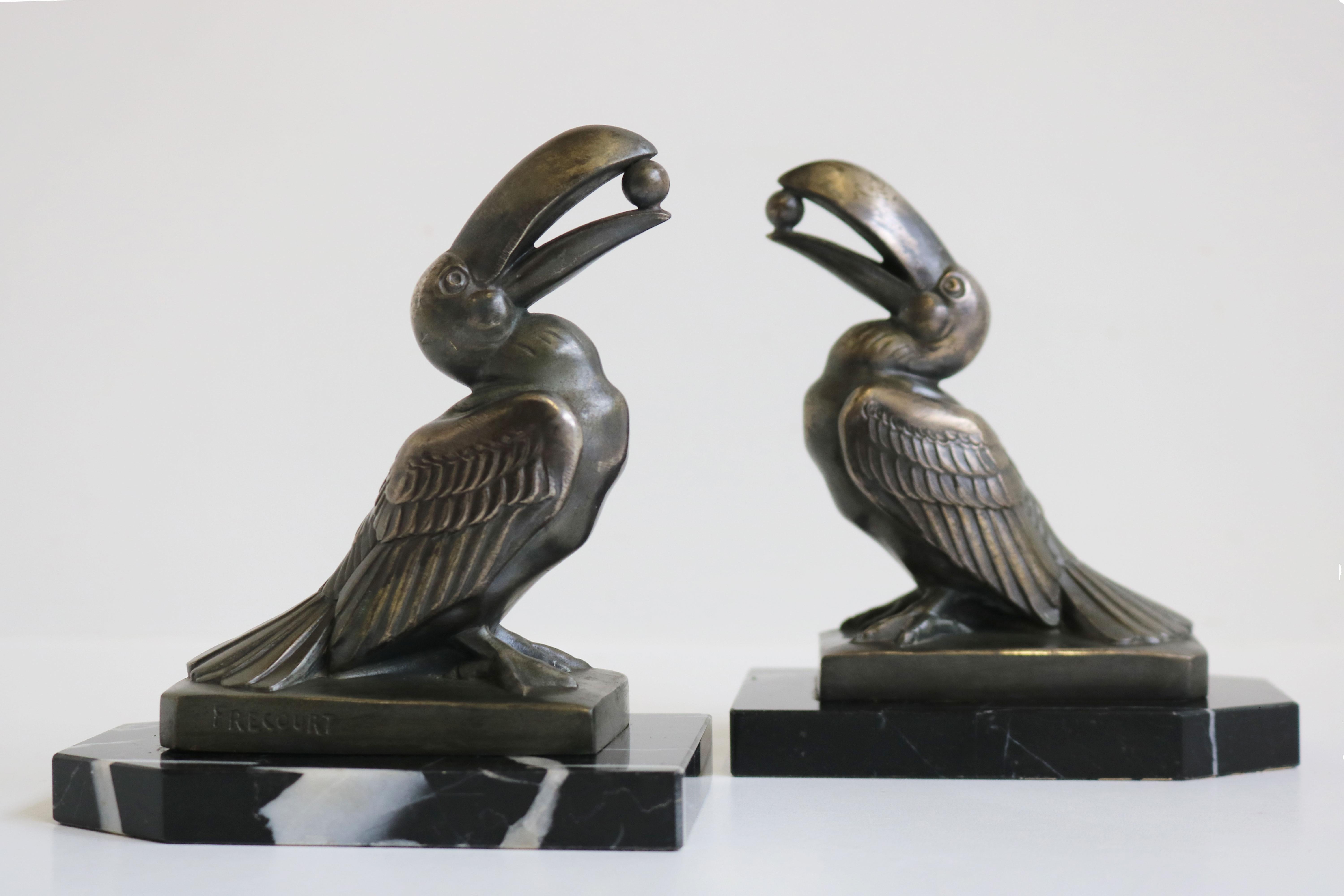 Antique French Art Deco Bookends by Maurice Frecourt 1925 Toucan Black Marble For Sale 4