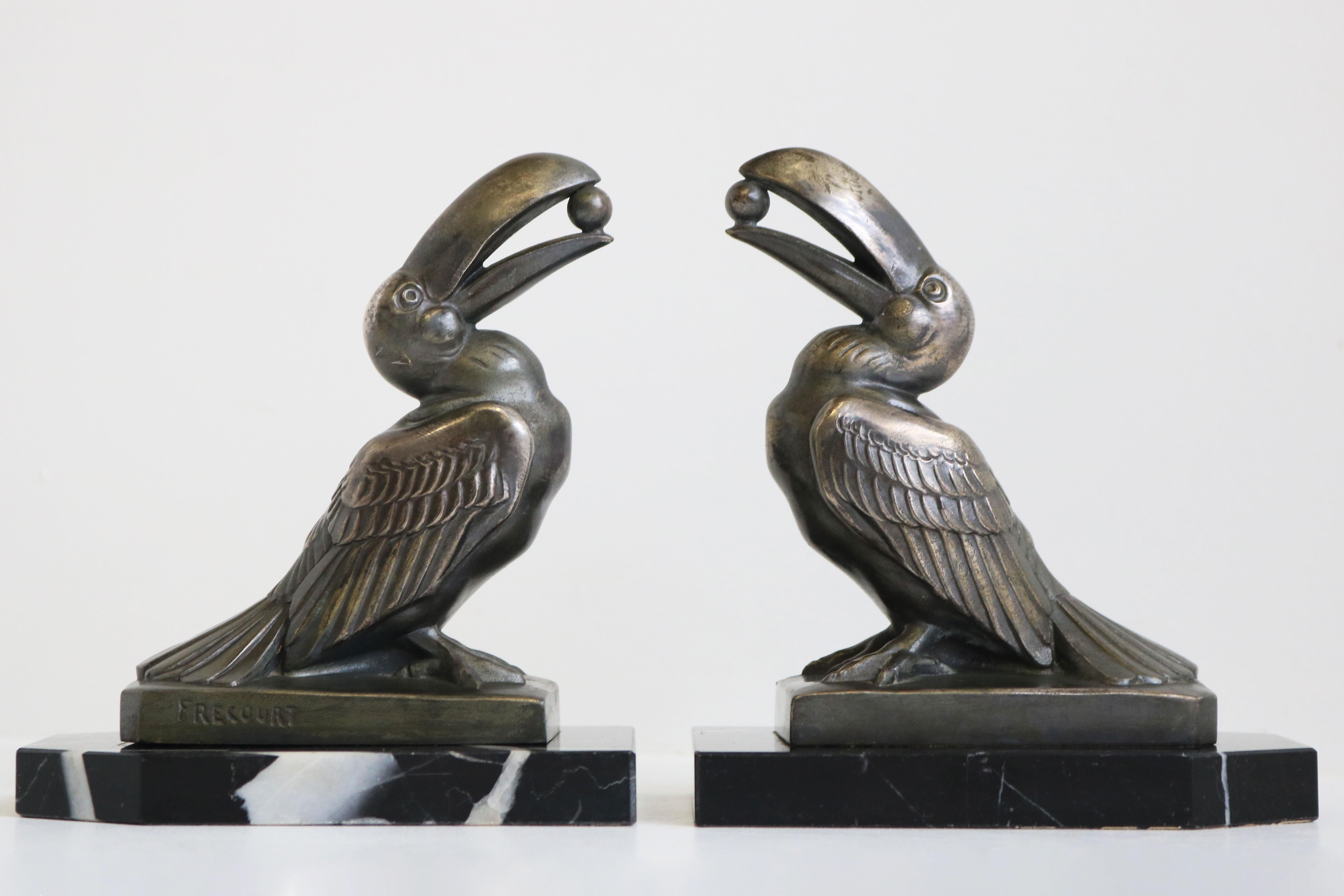 Hand-Crafted Antique French Art Deco Bookends by Maurice Frecourt 1925 Toucan Black Marble For Sale