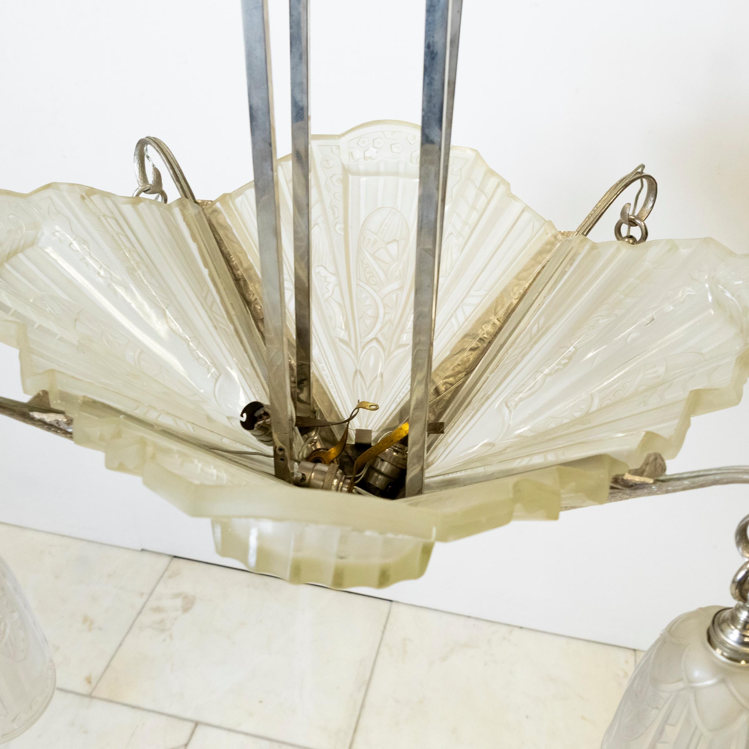 Antico lampadario in vetro francese Art Deco Célestin Jamain  Frontisi in vendita 3