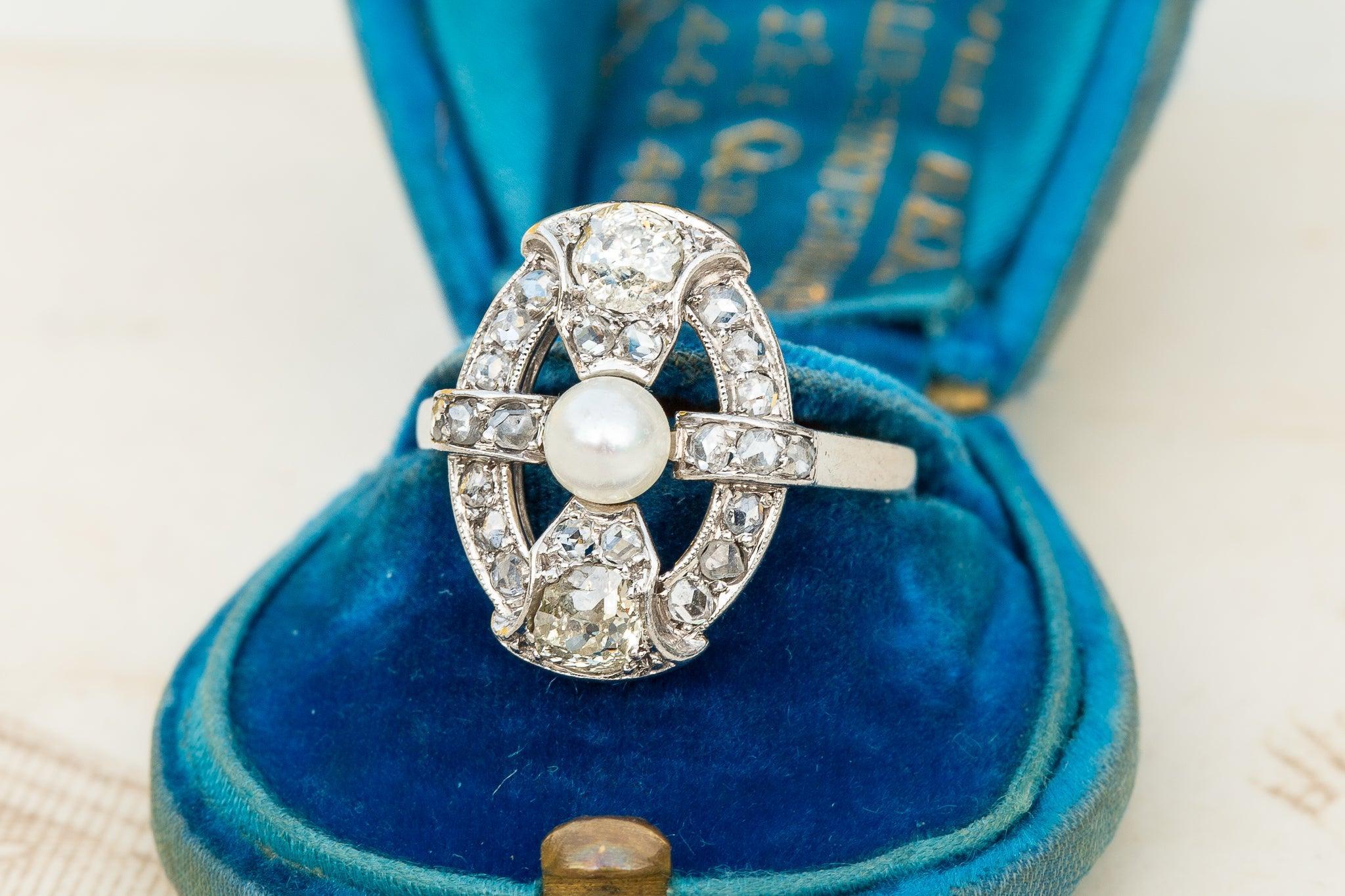 Bague de fiançailles Art déco française ancienne en platine taille ancienne avec diamants en vente 3