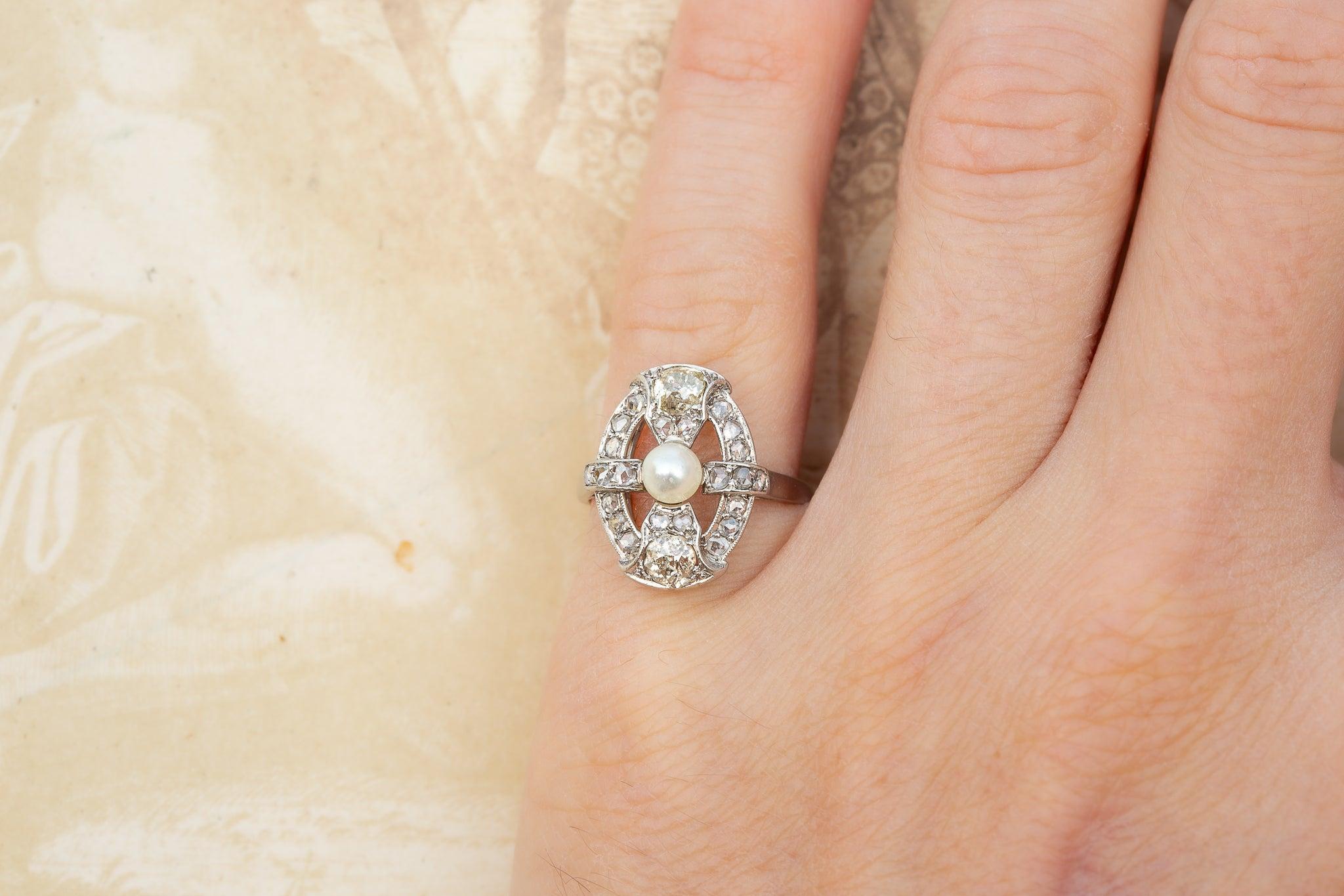 Bague de fiançailles Art déco française ancienne en platine taille ancienne avec diamants en vente 4