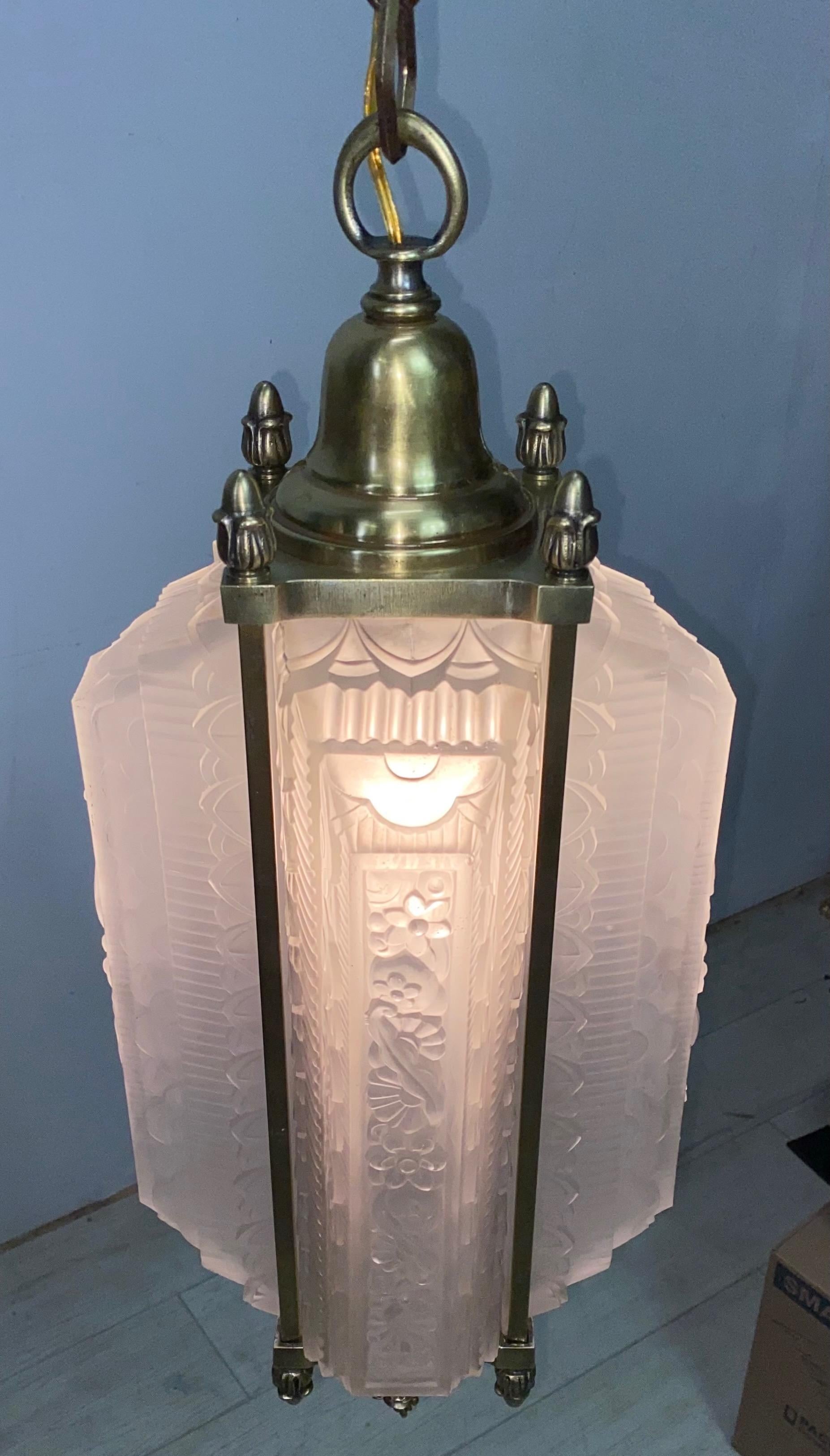 Antique French Art Deco Glass and Brass Pendant Light Fixture, 1920's In Good Condition In San Francisco, CA