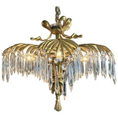 Antique French Art Deco, lampadario a palme in bronzo dorato e cristallo tagliato, CIRCA 1910.