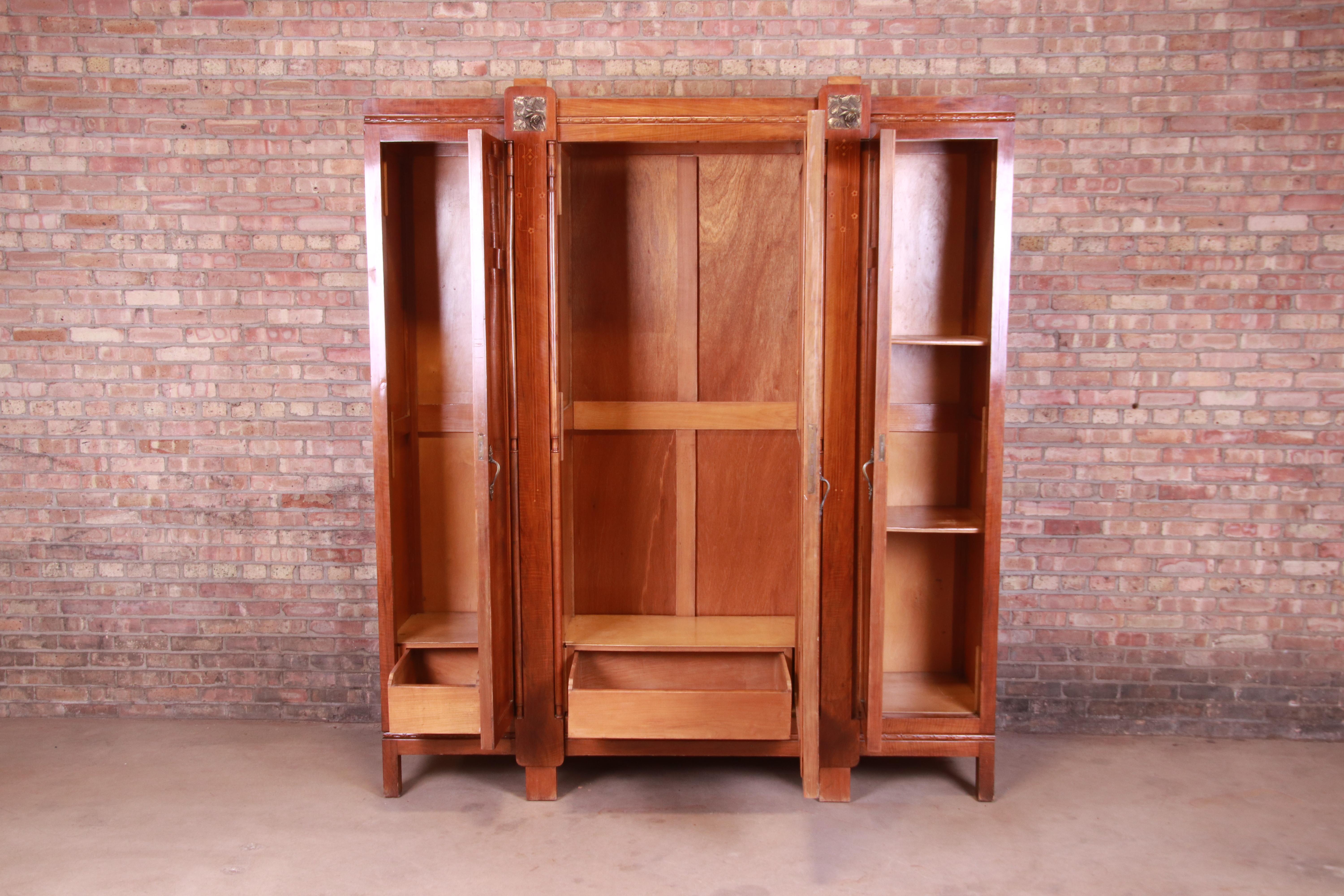 Antique French Art Deco Inlaid Mahogany Mirrored Knockdown Armoire, circa 1920s 2