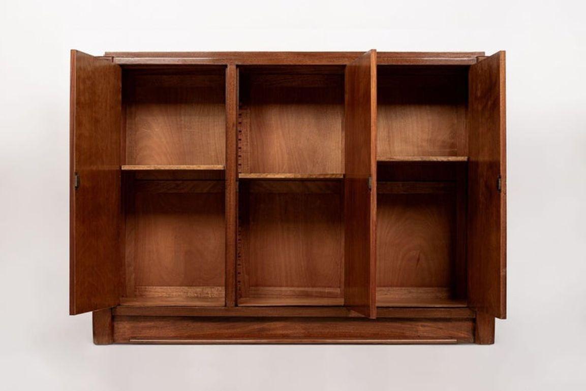 Francese Antique French Art Deco Mobile Sideboard in mogano di Andre Sornay in vendita