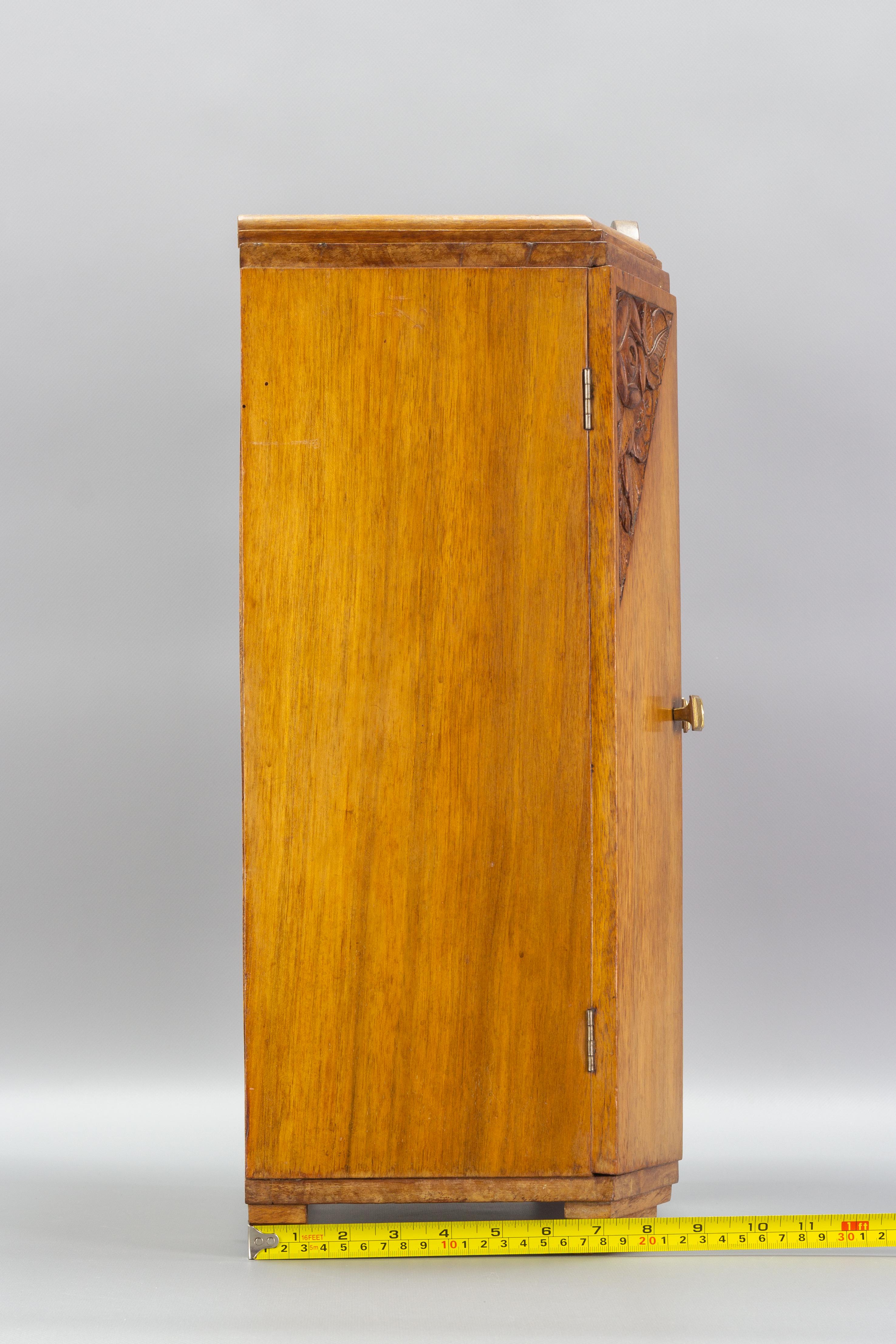 1920s armoire