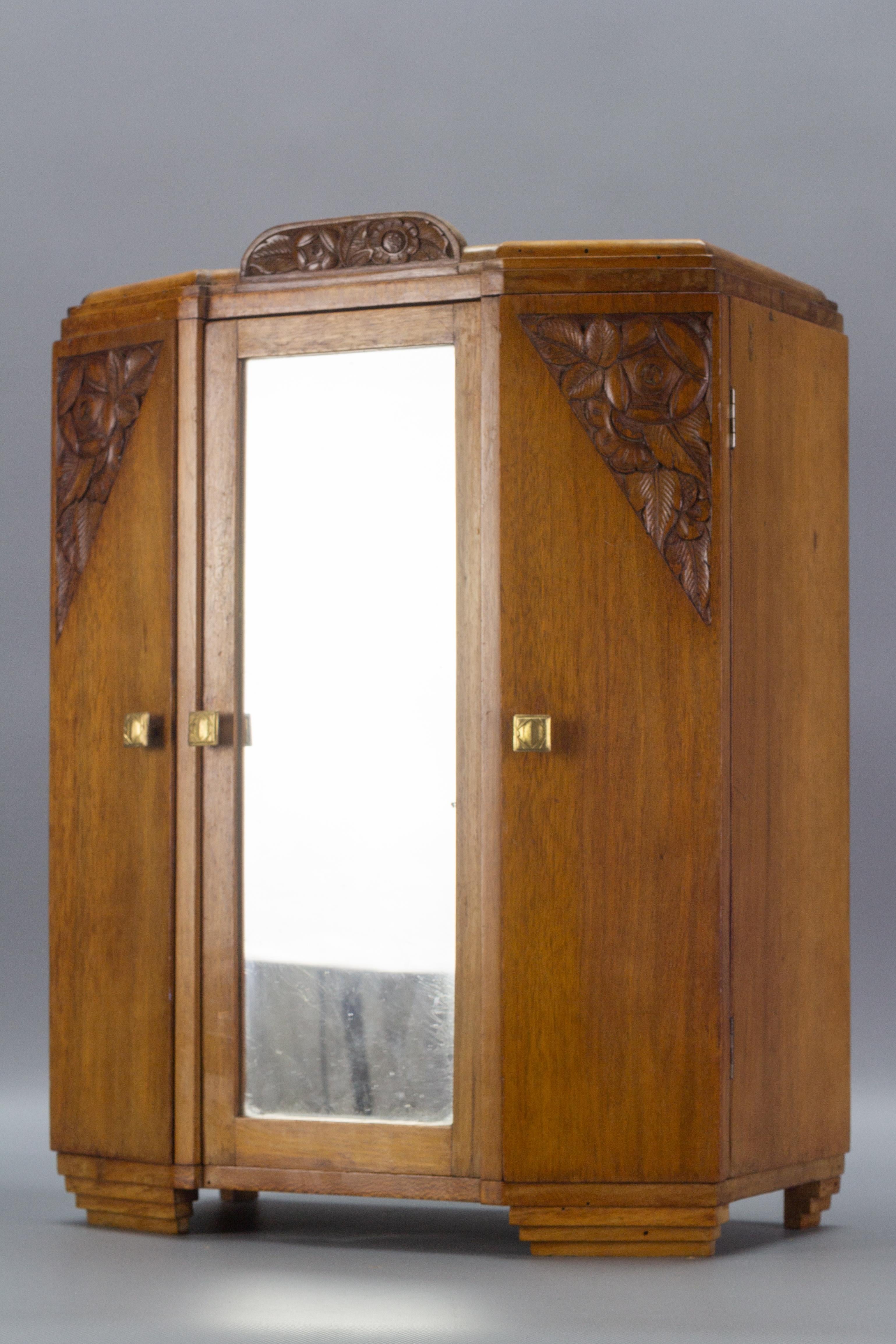 Hand-Carved Antique French Art Deco Mirrored Three-Door Prototype Miniature Armoire, 1920s For Sale