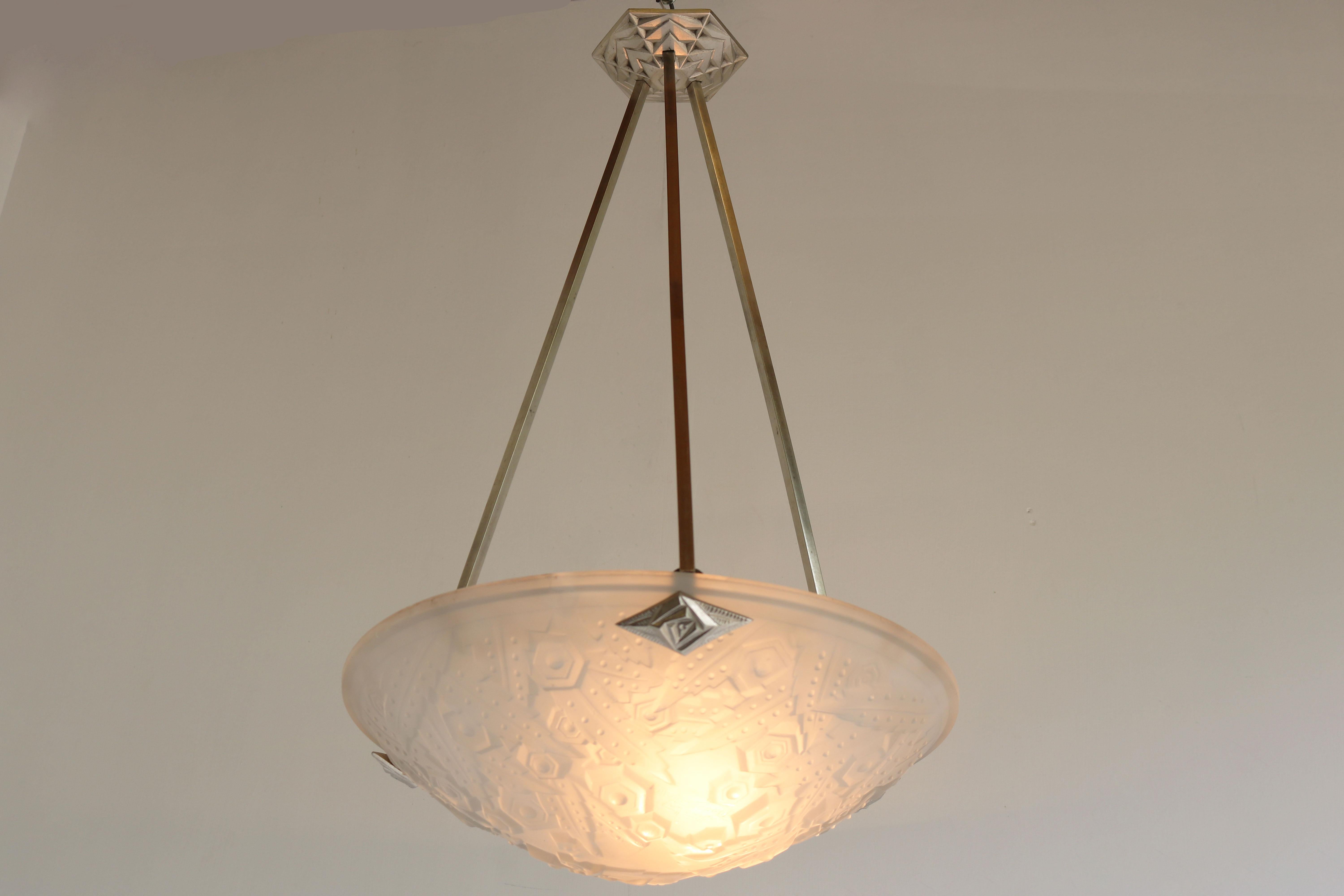 Antique French Art Deco Pendant / Chandelier by Muller Freres White Glass 1930 For Sale 7