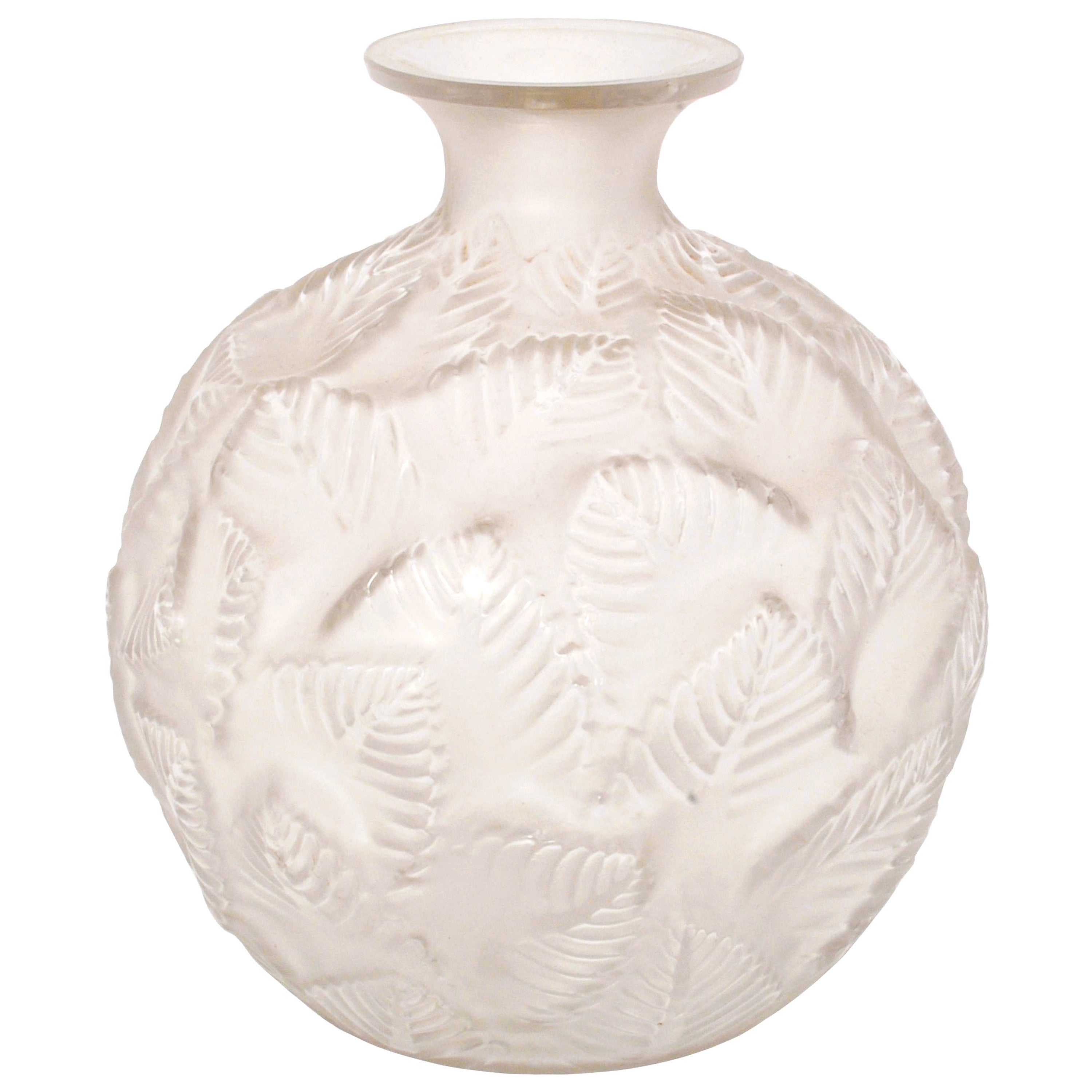 Antique French Art Deco Rene Lalique Clear Opalescent "Ormeaux" Glass Vase 1926
